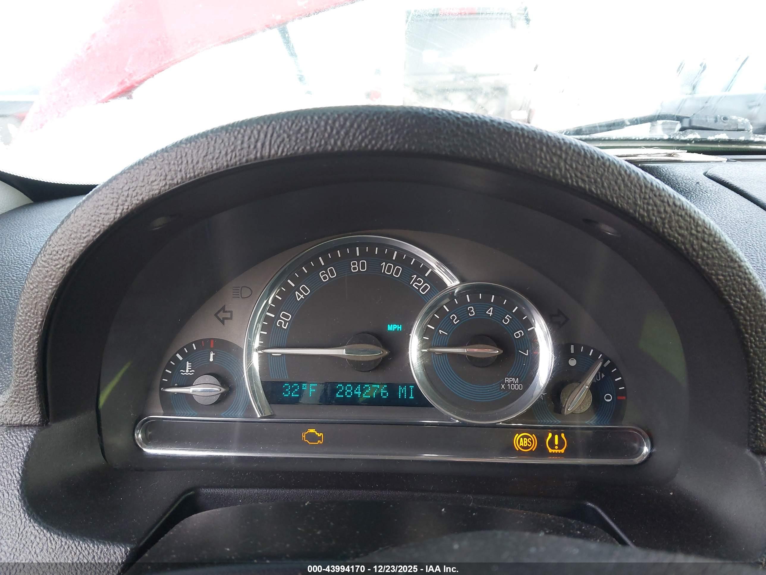 CHEVROLET HHR image 7