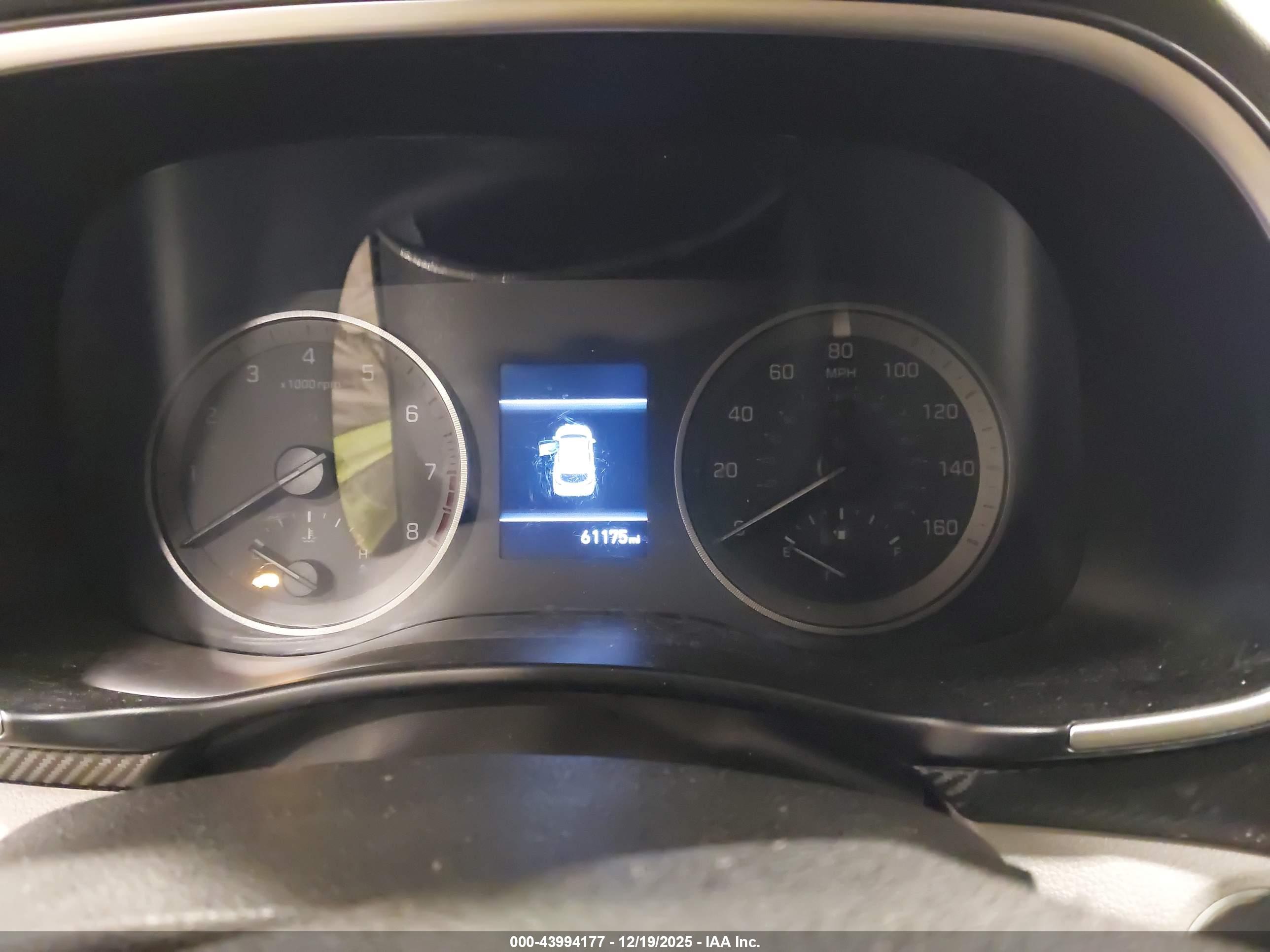 HYUNDAI TUCSON image 7