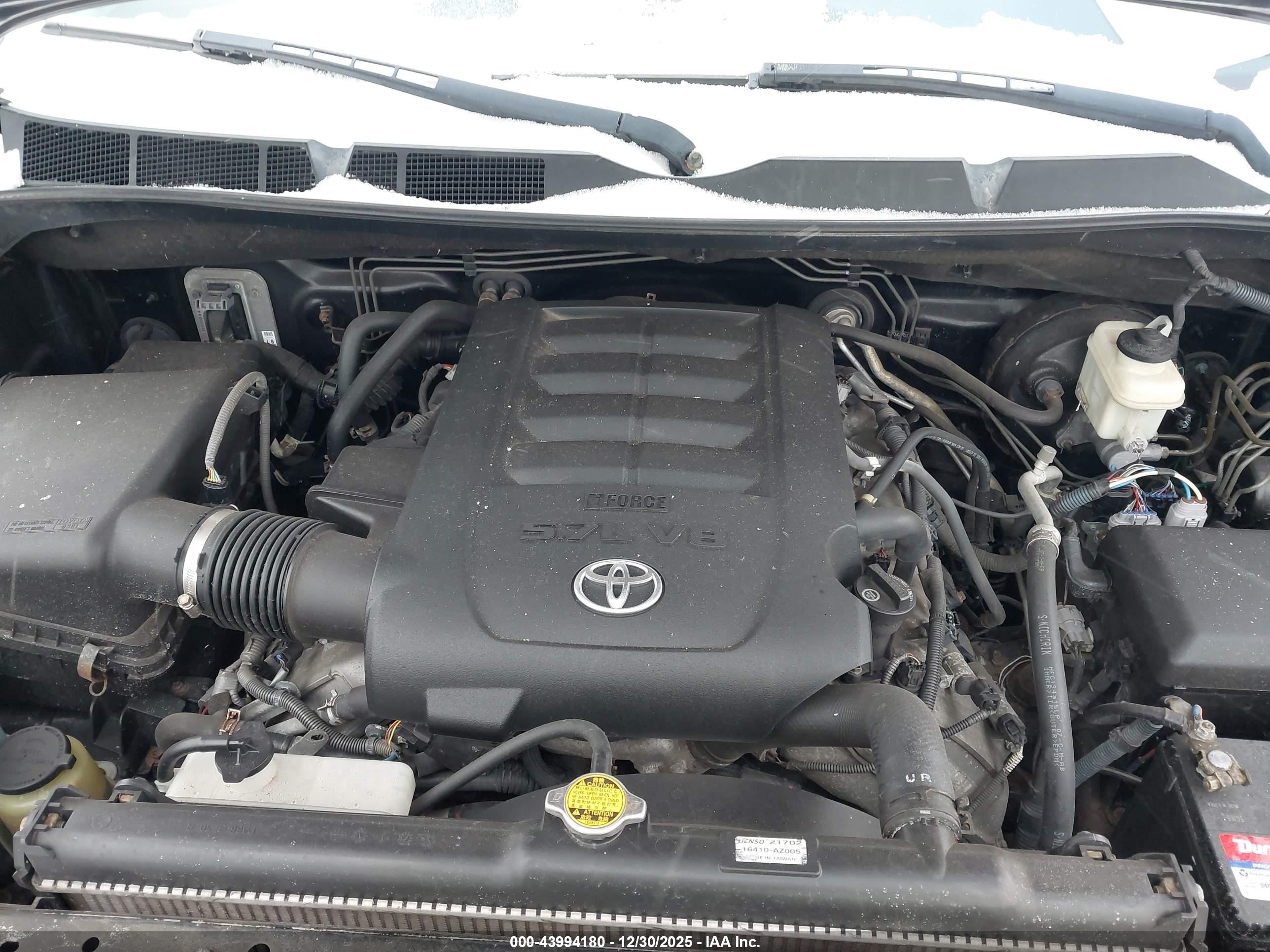 TOYOTA TUNDRA image 10