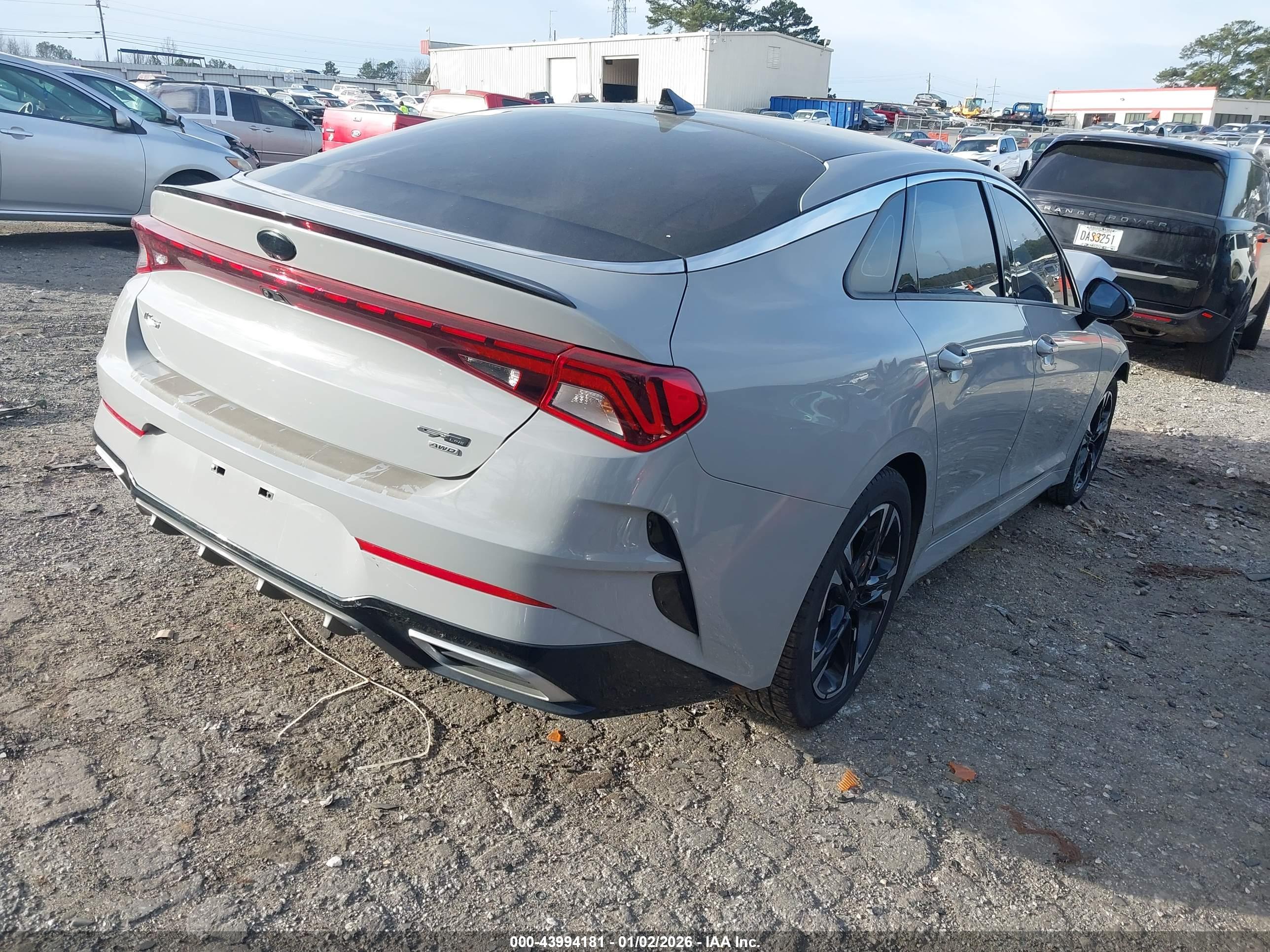 KIA K5 image 4