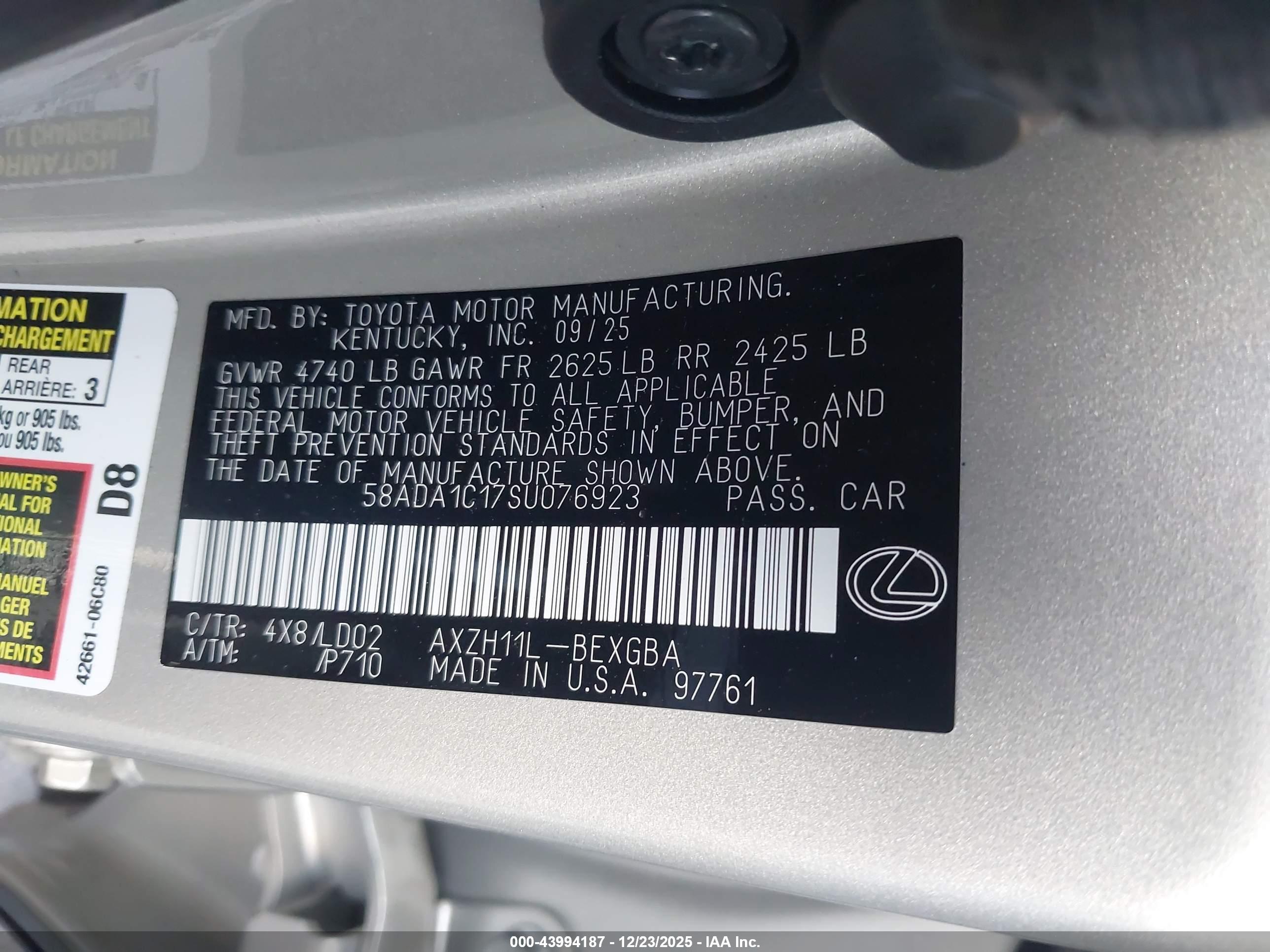 LEXUS ES image 9