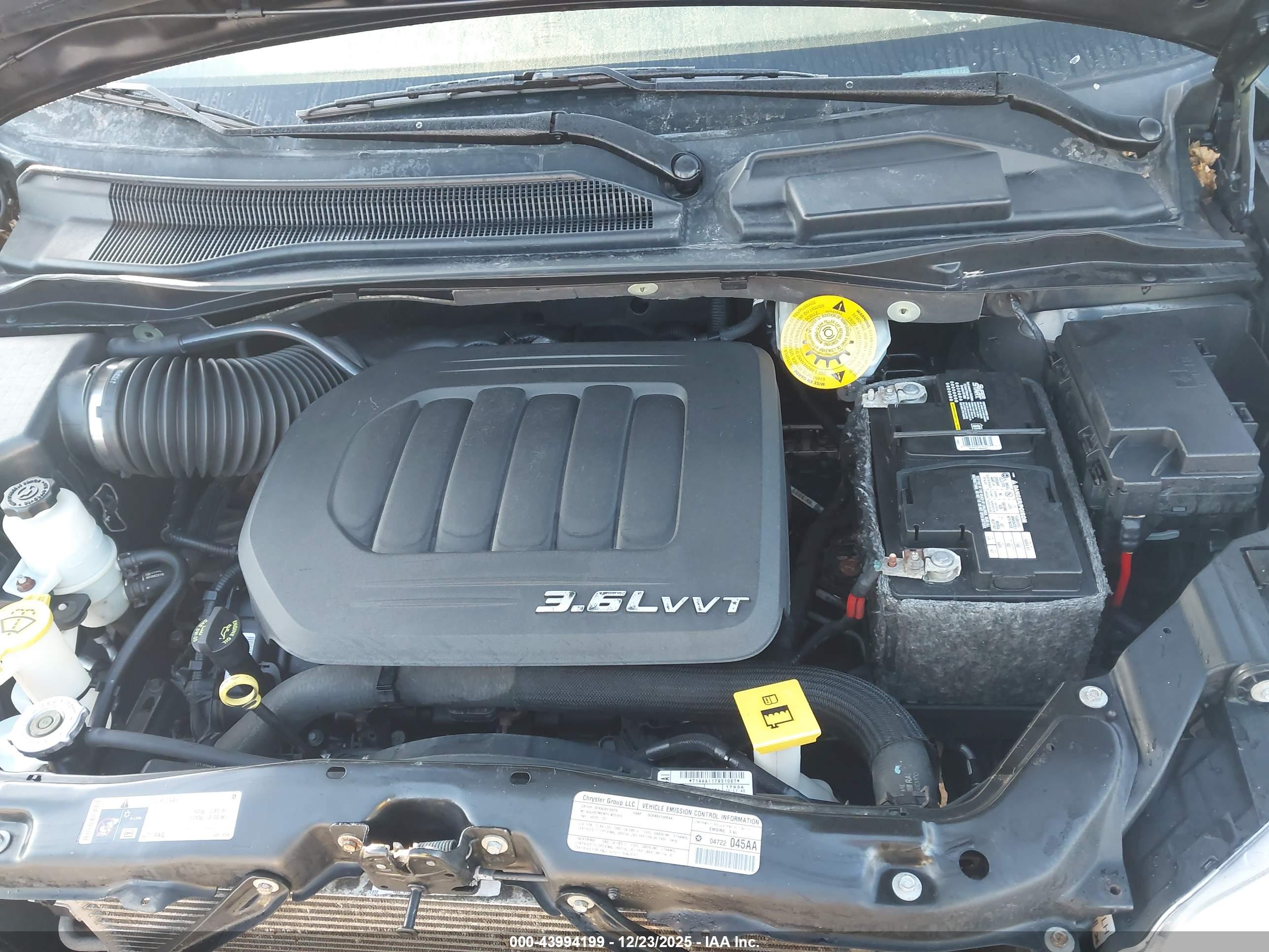 CHRYSLER TOWN image 10