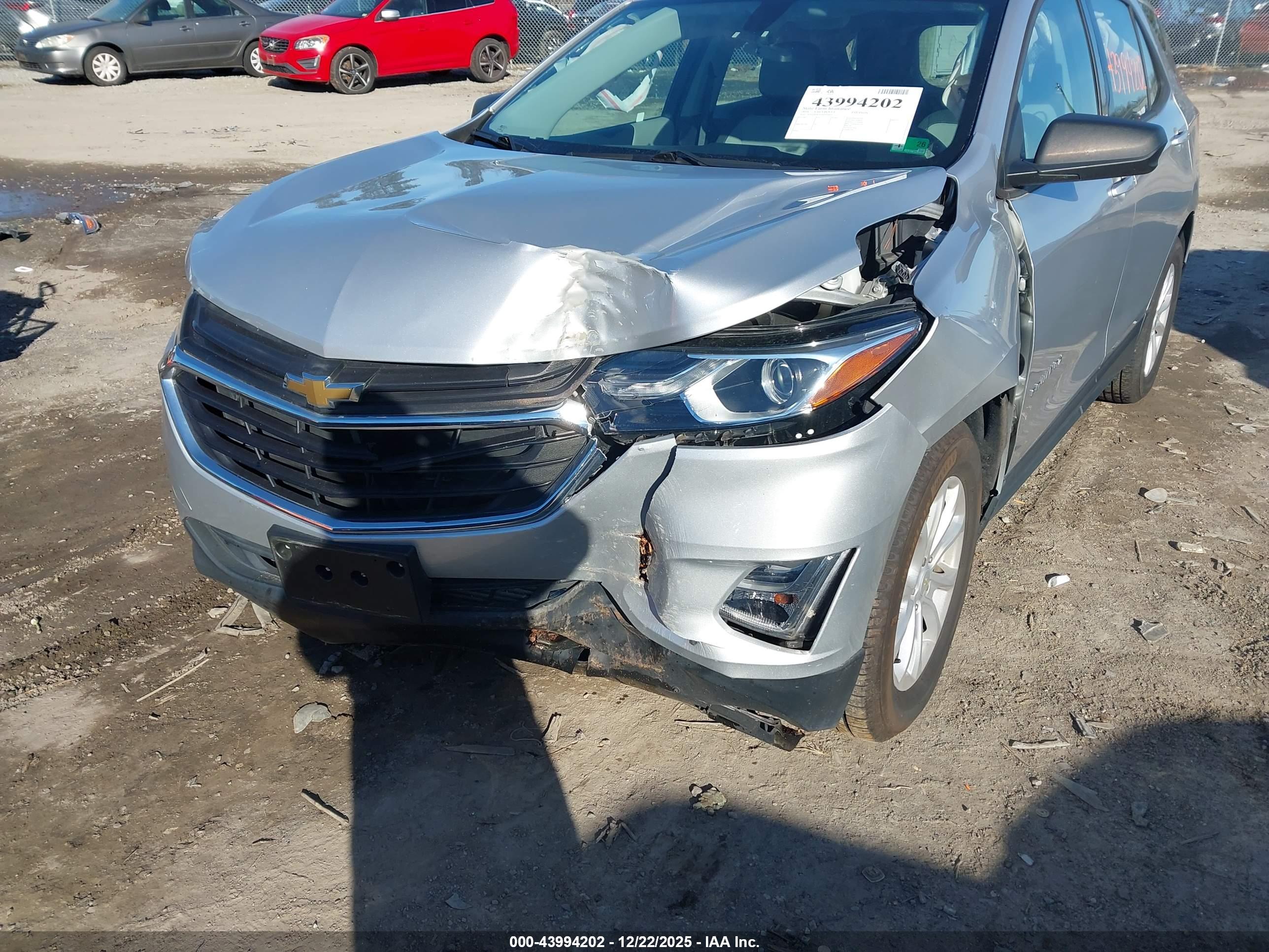 CHEVROLET EQUINOX image 6