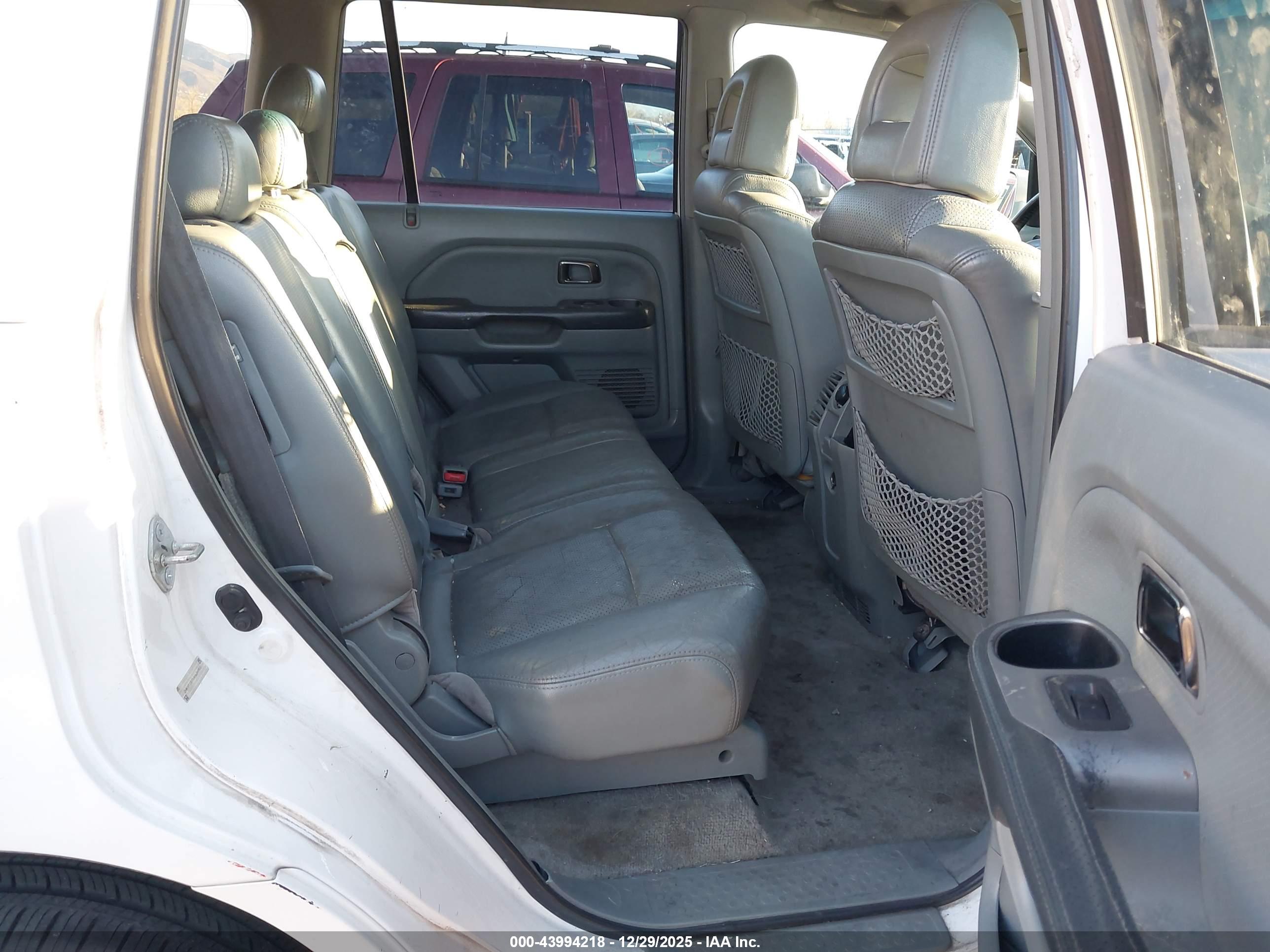 HONDA PILOT image 8