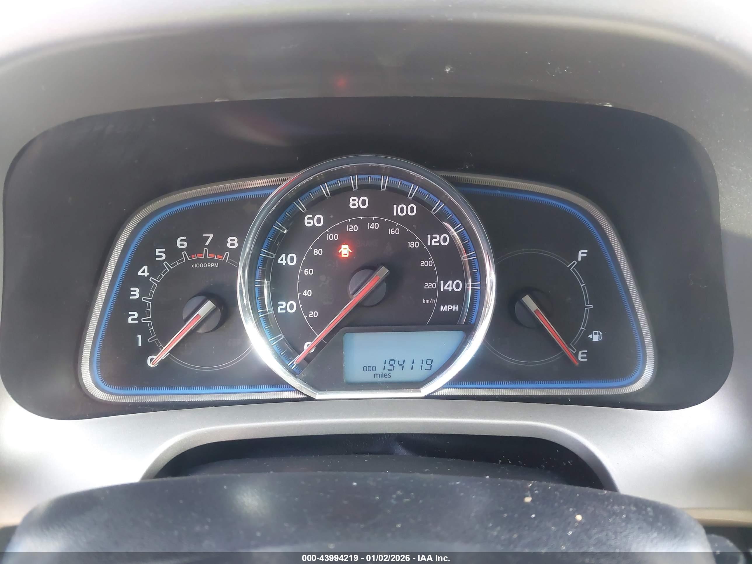 TOYOTA RAV4 image 7