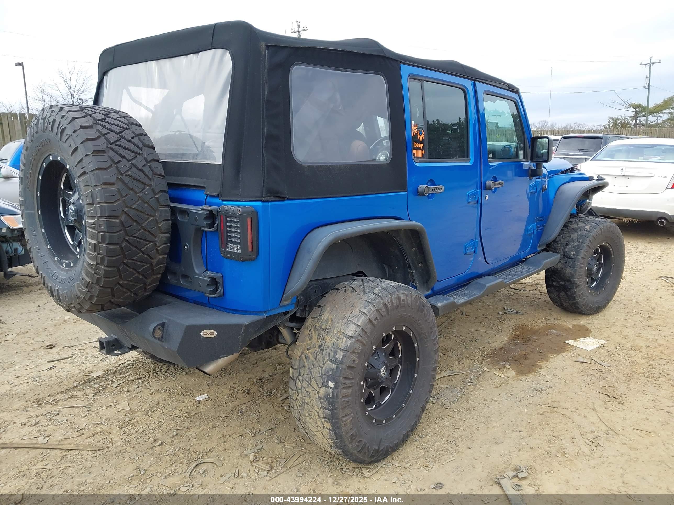 JEEP WRANGLER image 4