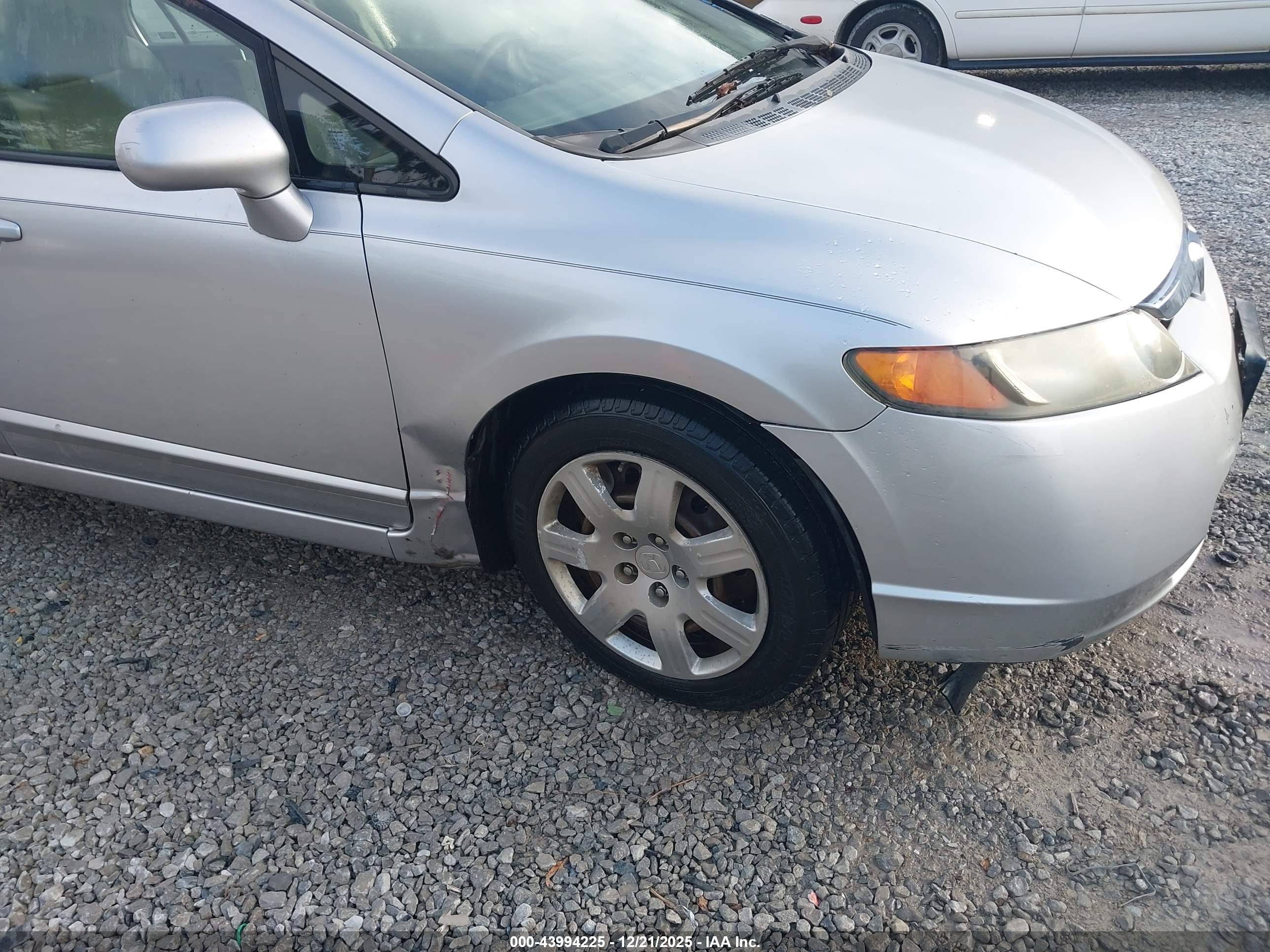 HONDA CIVIC image 6