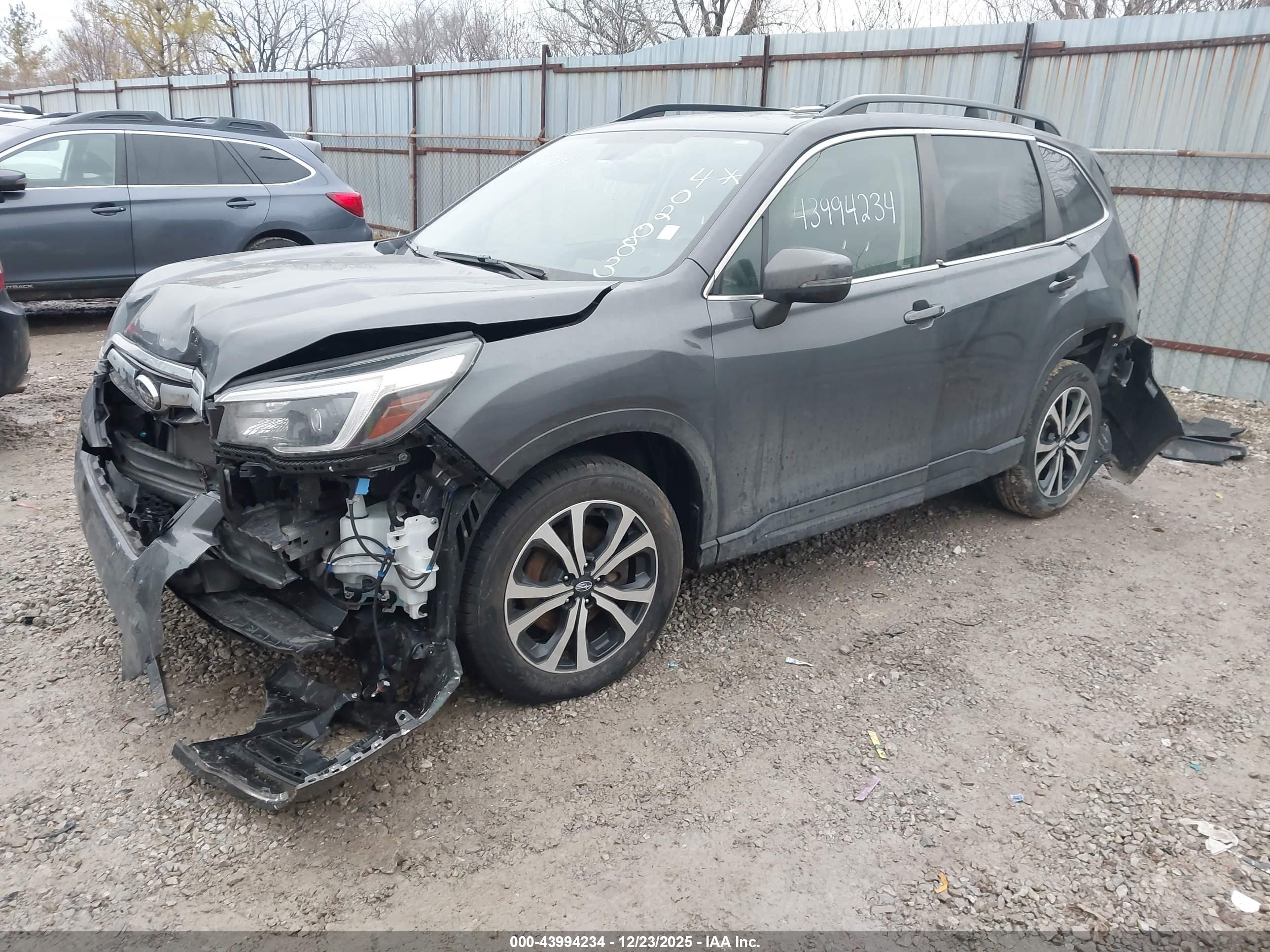 SUBARU FORESTER image 2