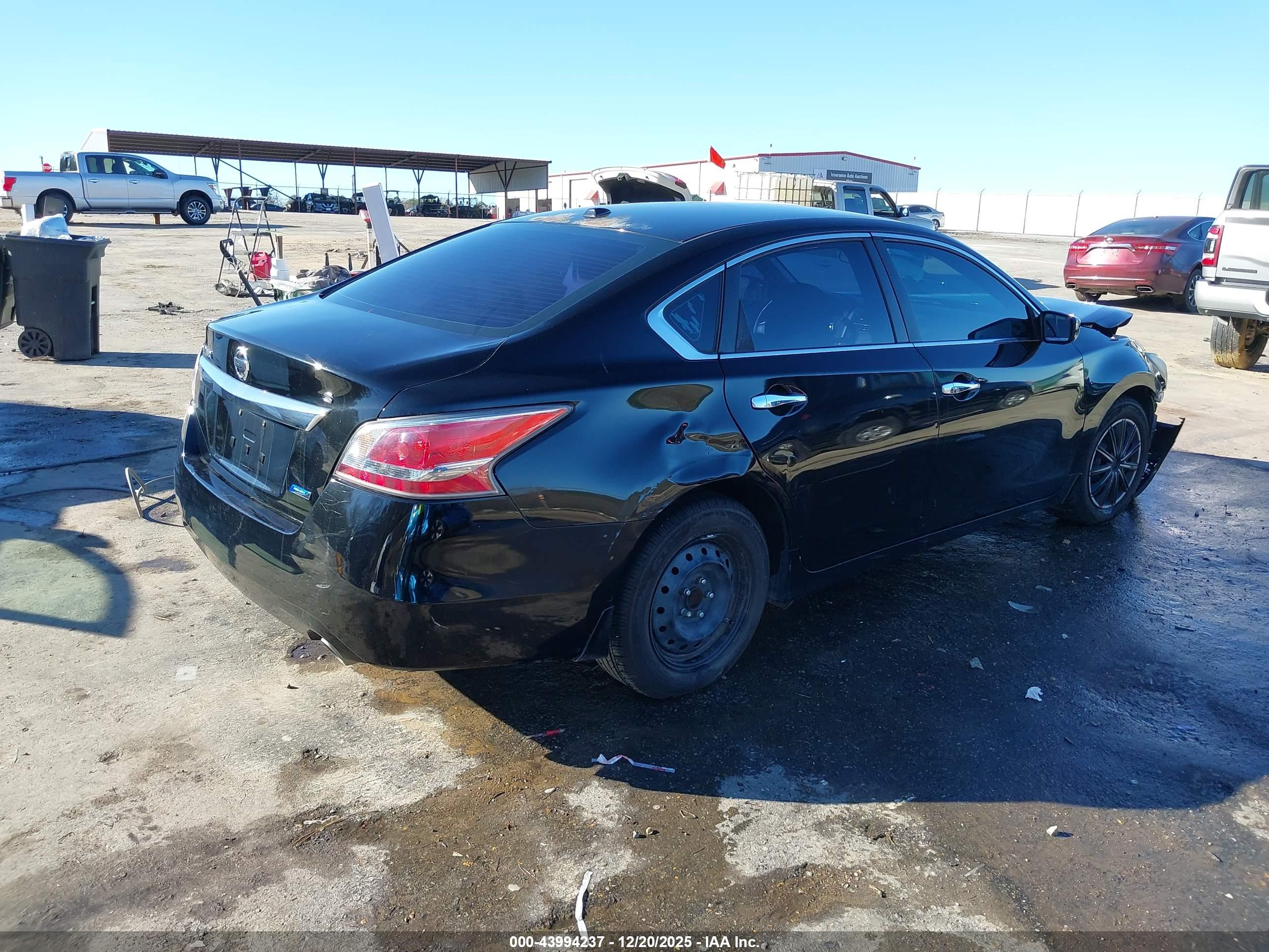 NISSAN ALTIMA image 4