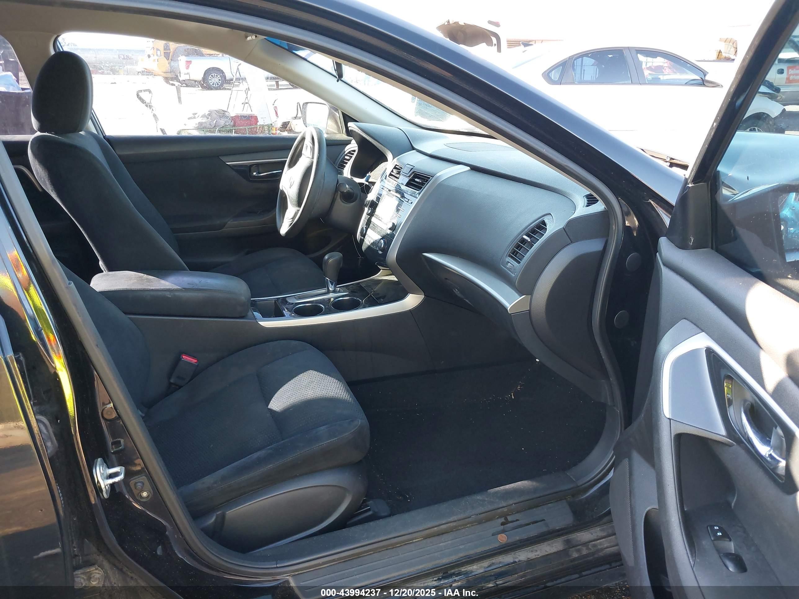 NISSAN ALTIMA image 5