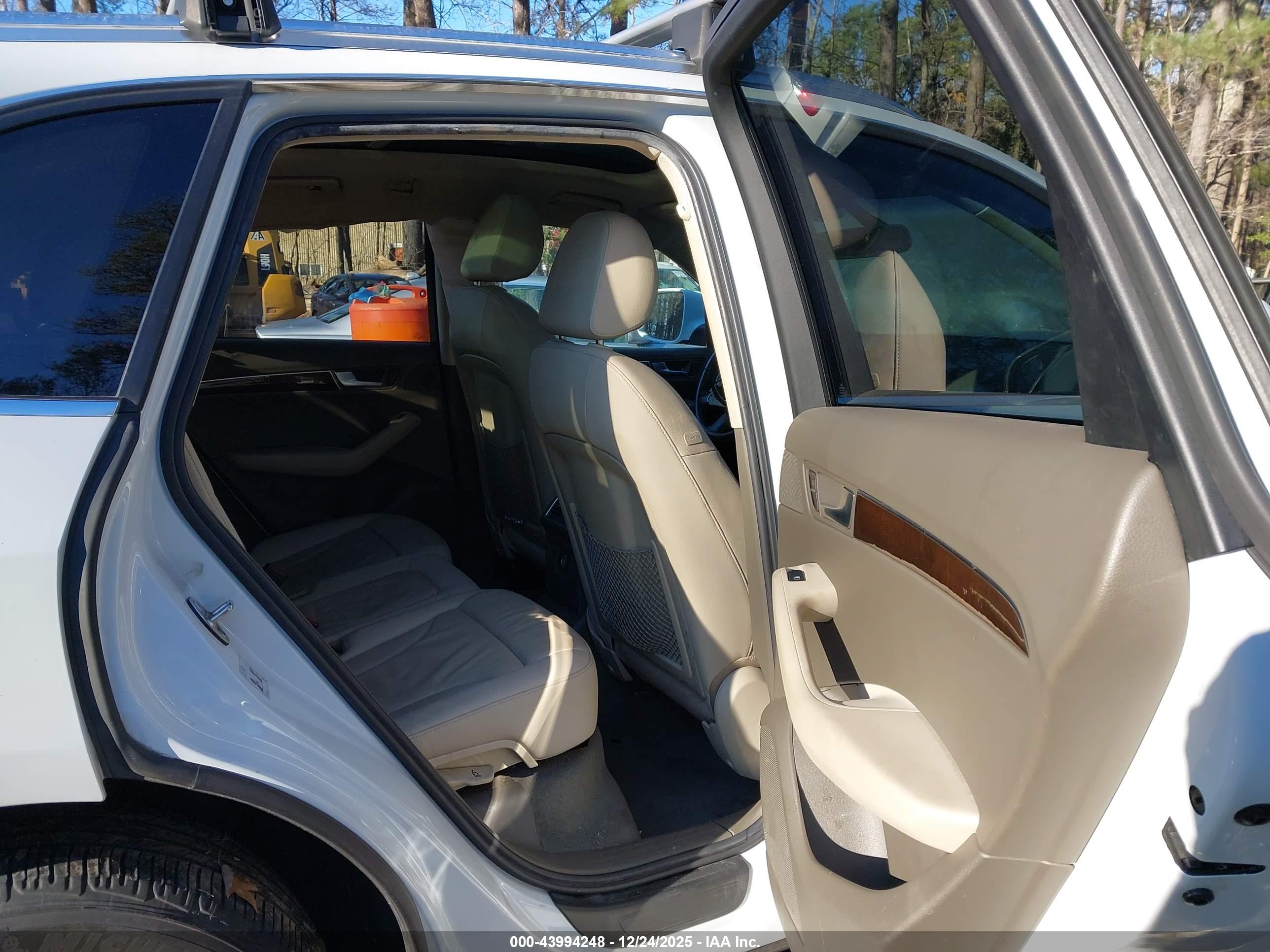 AUDI Q5 image 8