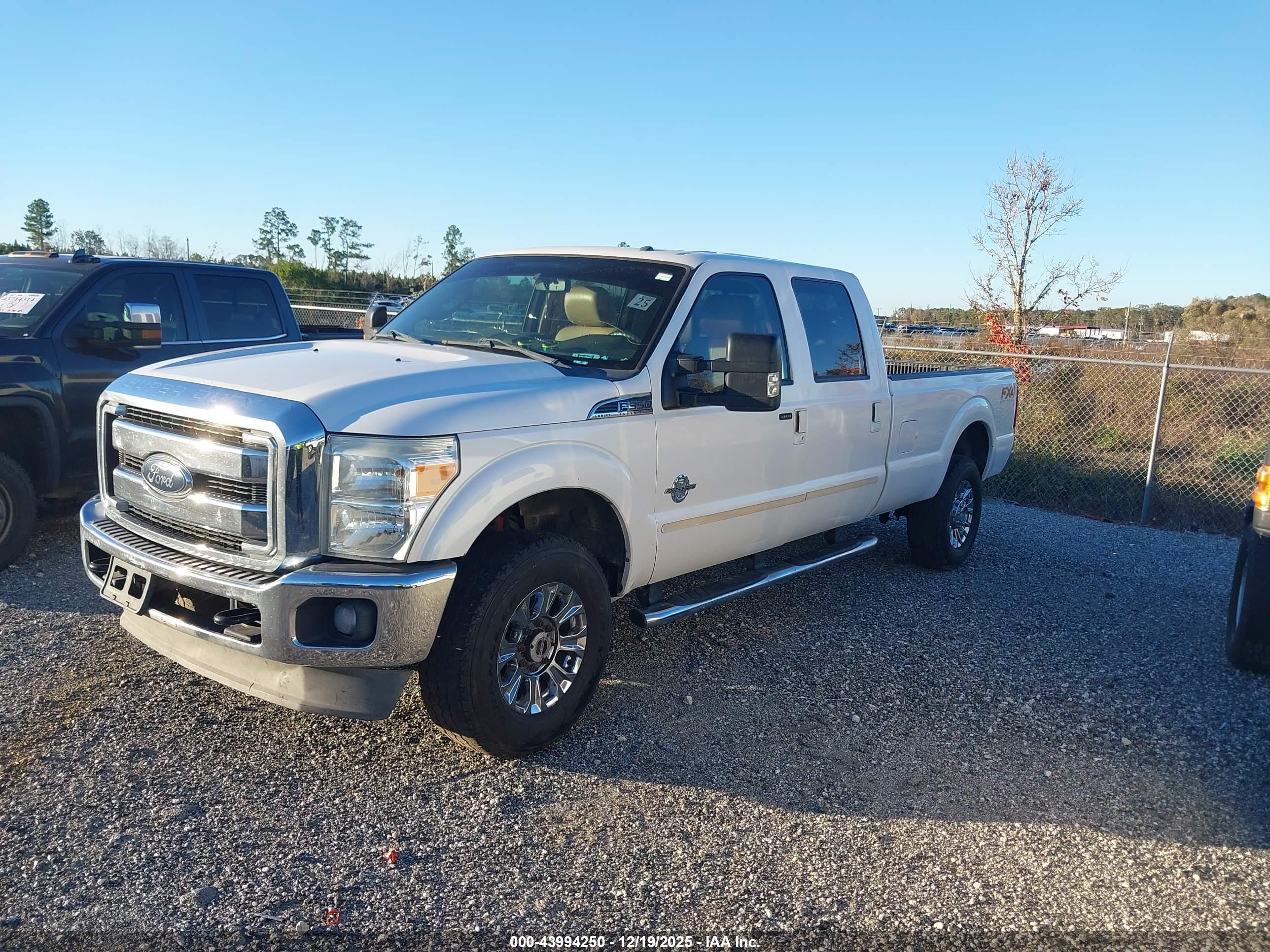 FORD F-350 image 2