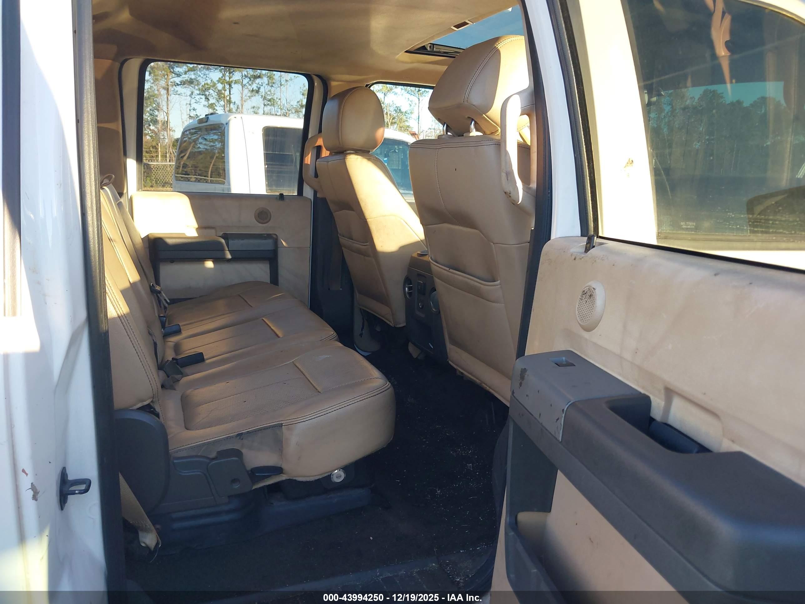 FORD F-350 image 7