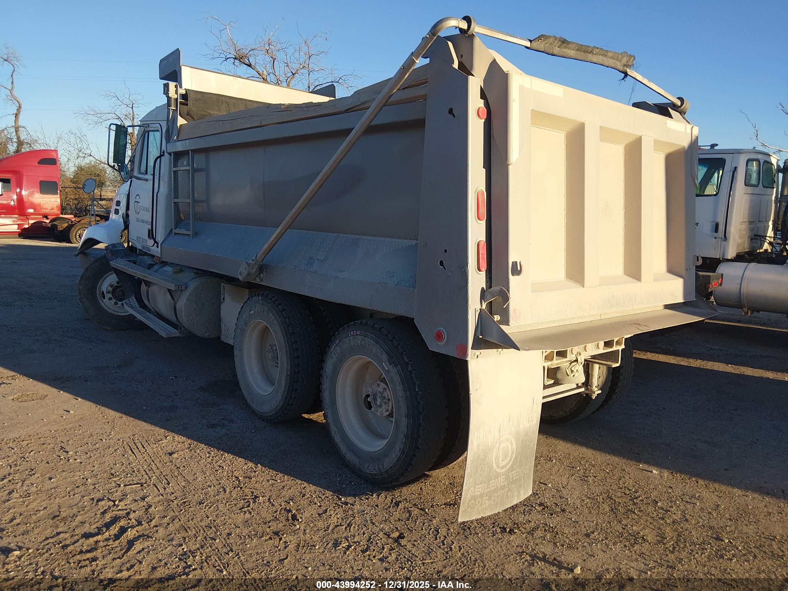 MACK 600 image 3