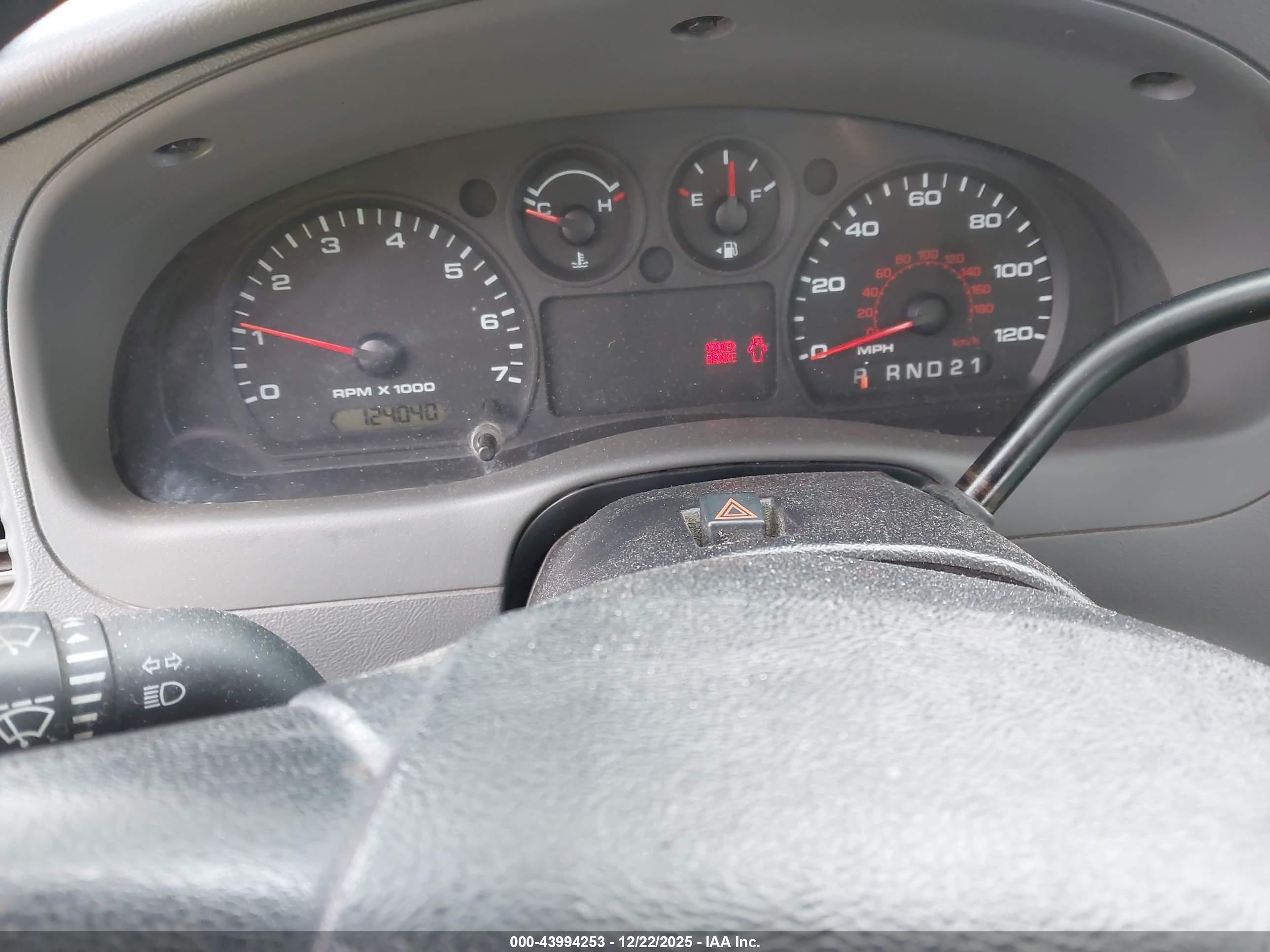 FORD RANGER image 7