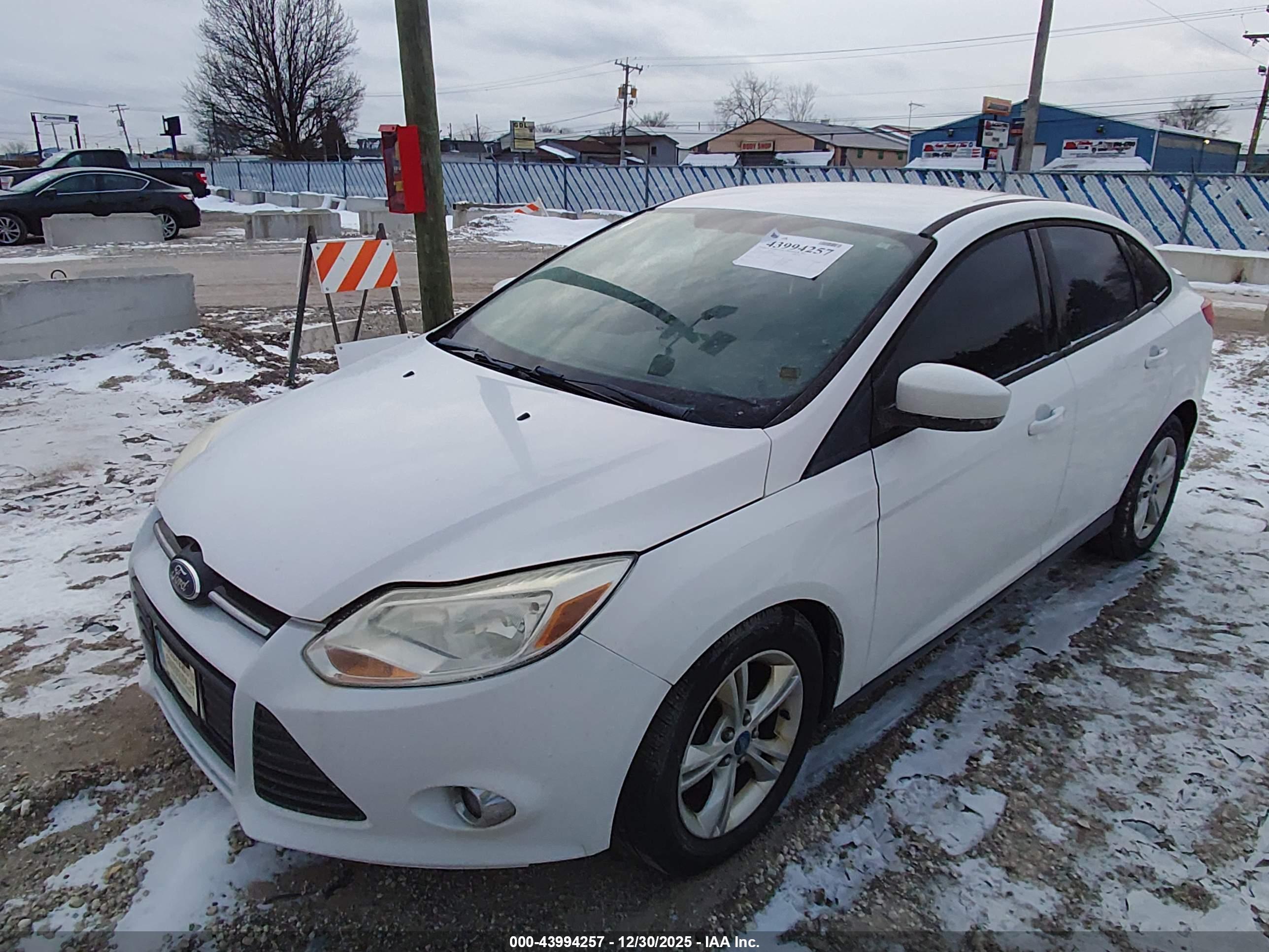 FORD FOCUS image 2