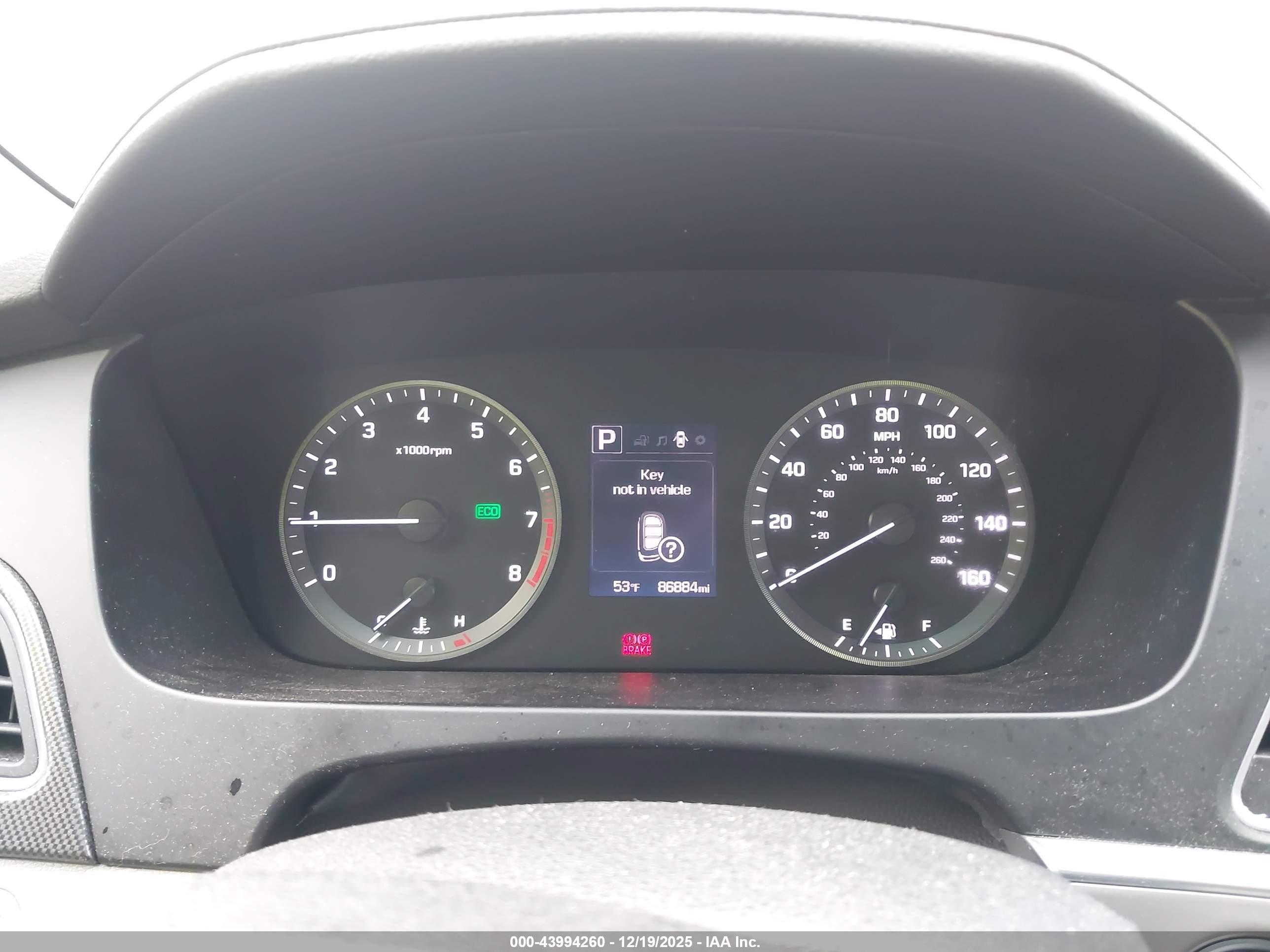 HYUNDAI SONATA image 7