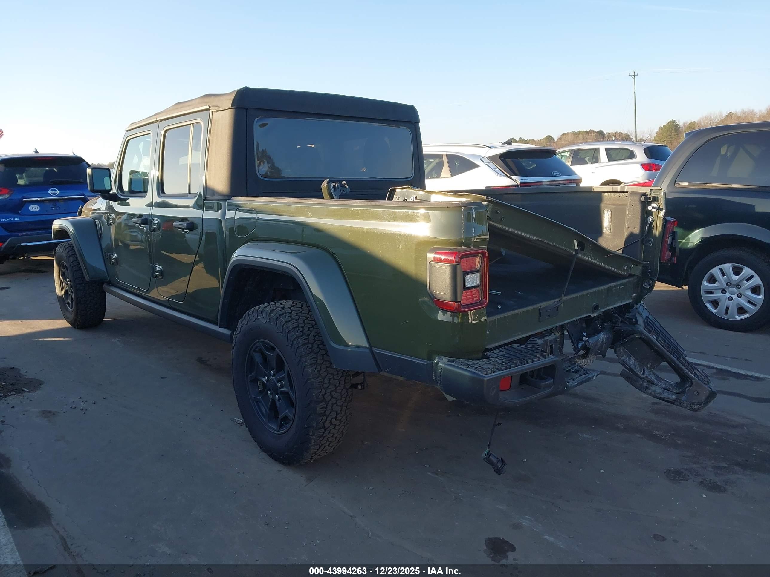 JEEP GLADIATOR image 3