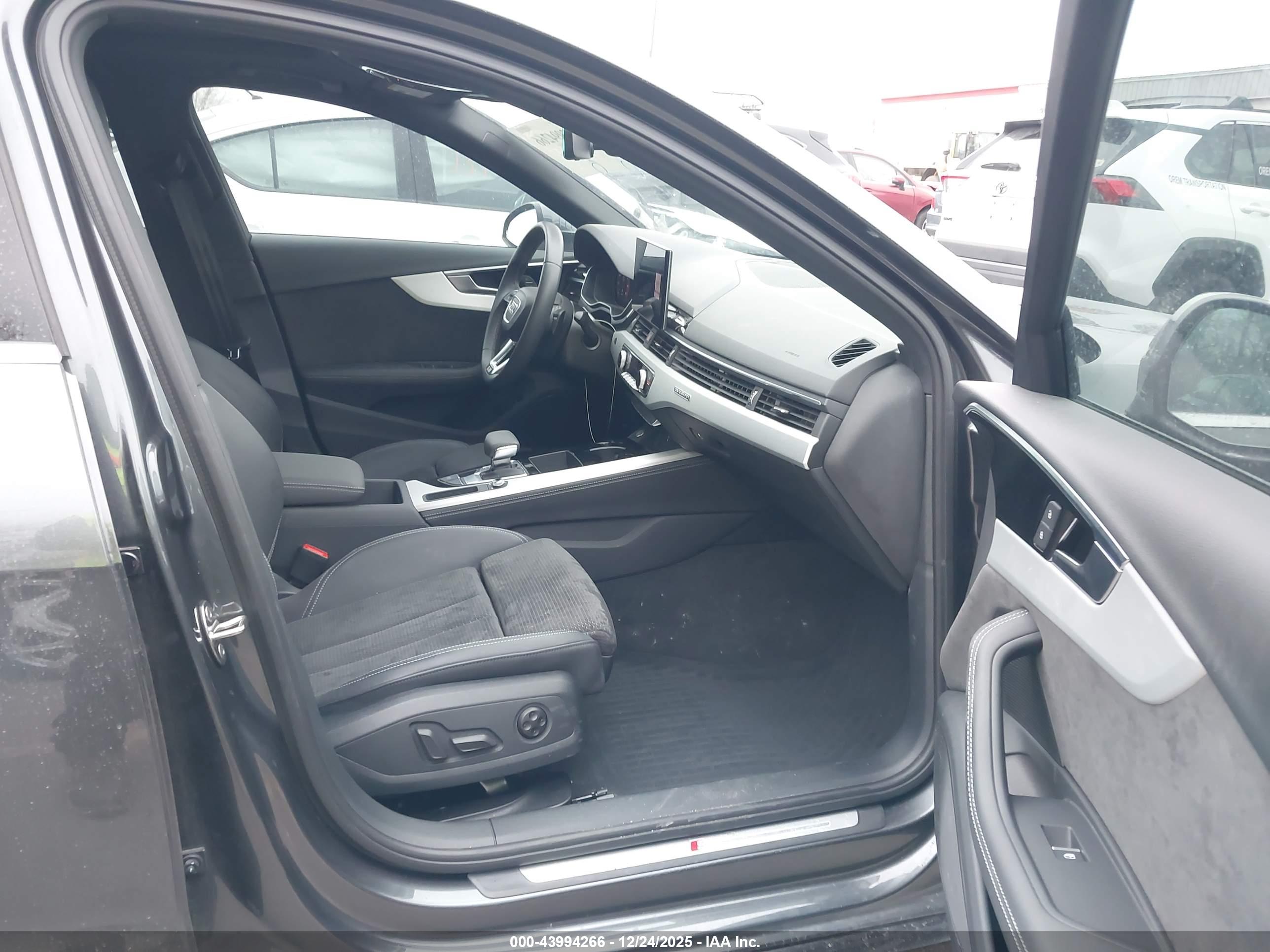 AUDI A4 image 5