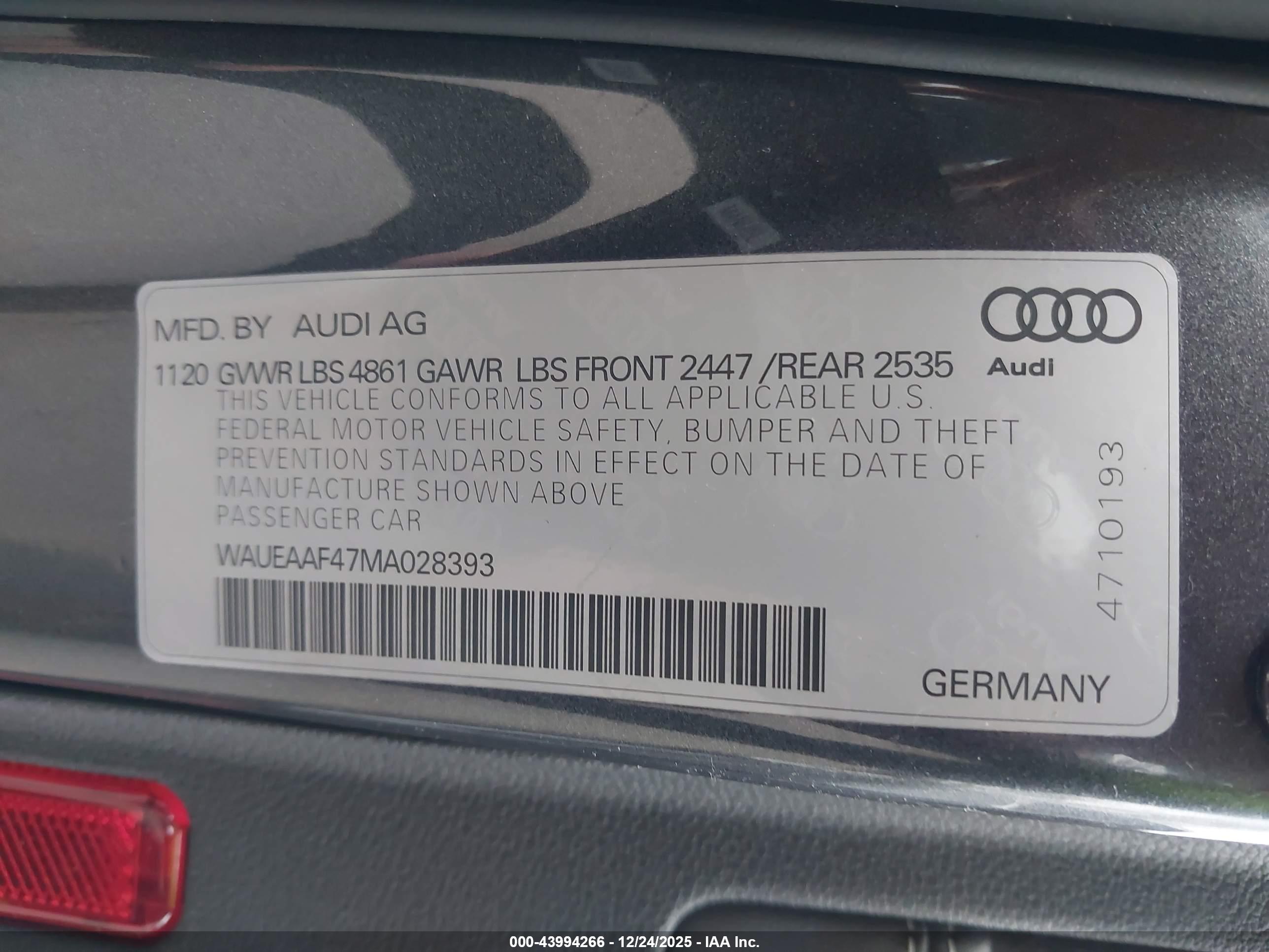 AUDI A4 image 9