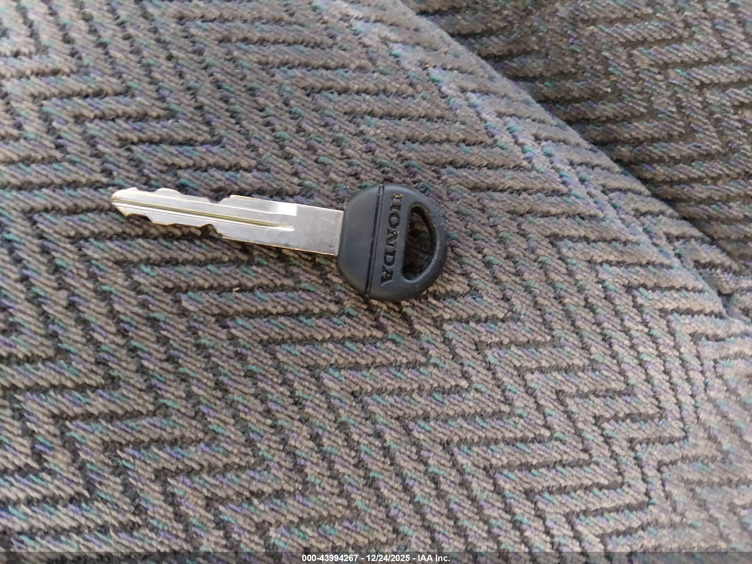 HONDA CR-V image 11