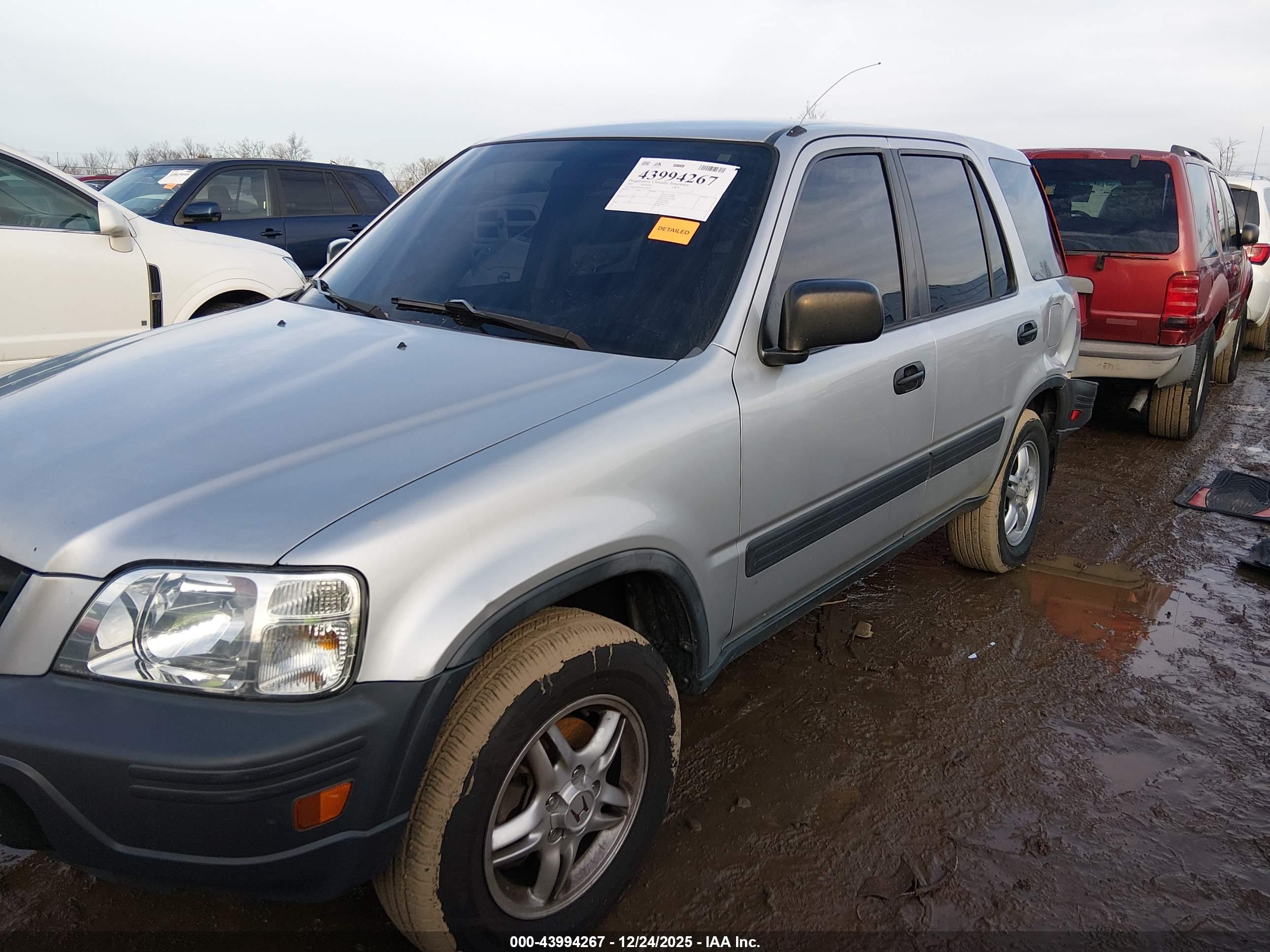 HONDA CR-V image 2