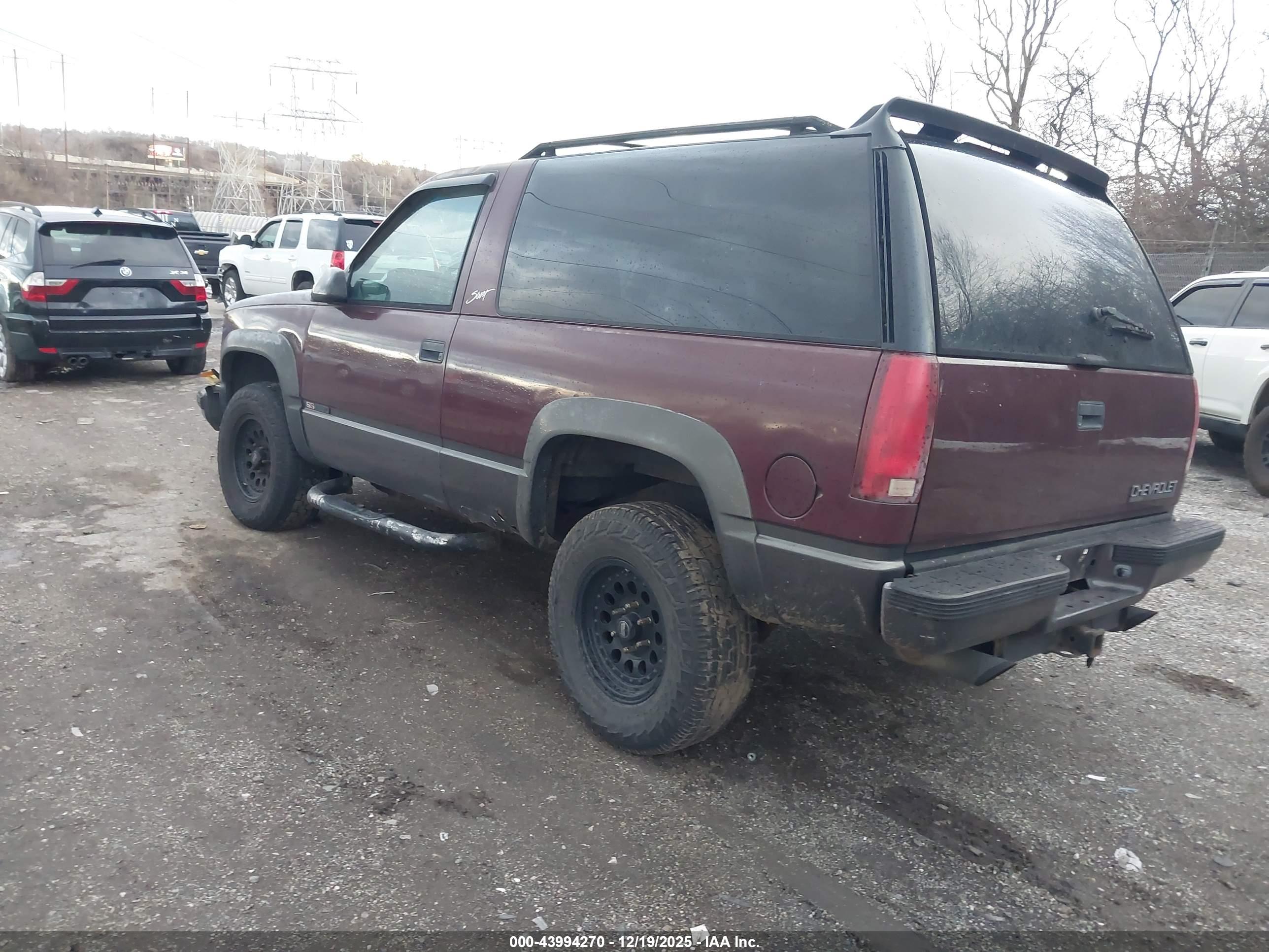 CHEVROLET BLAZER image 3