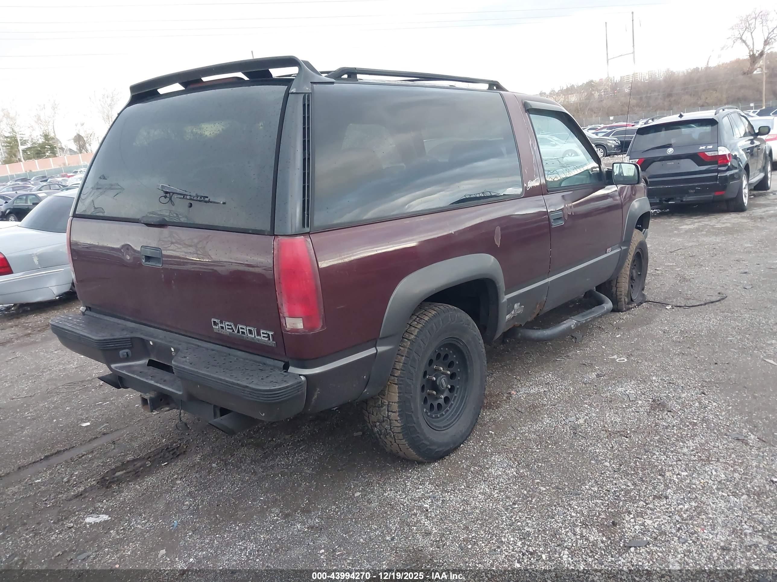 CHEVROLET BLAZER image 4