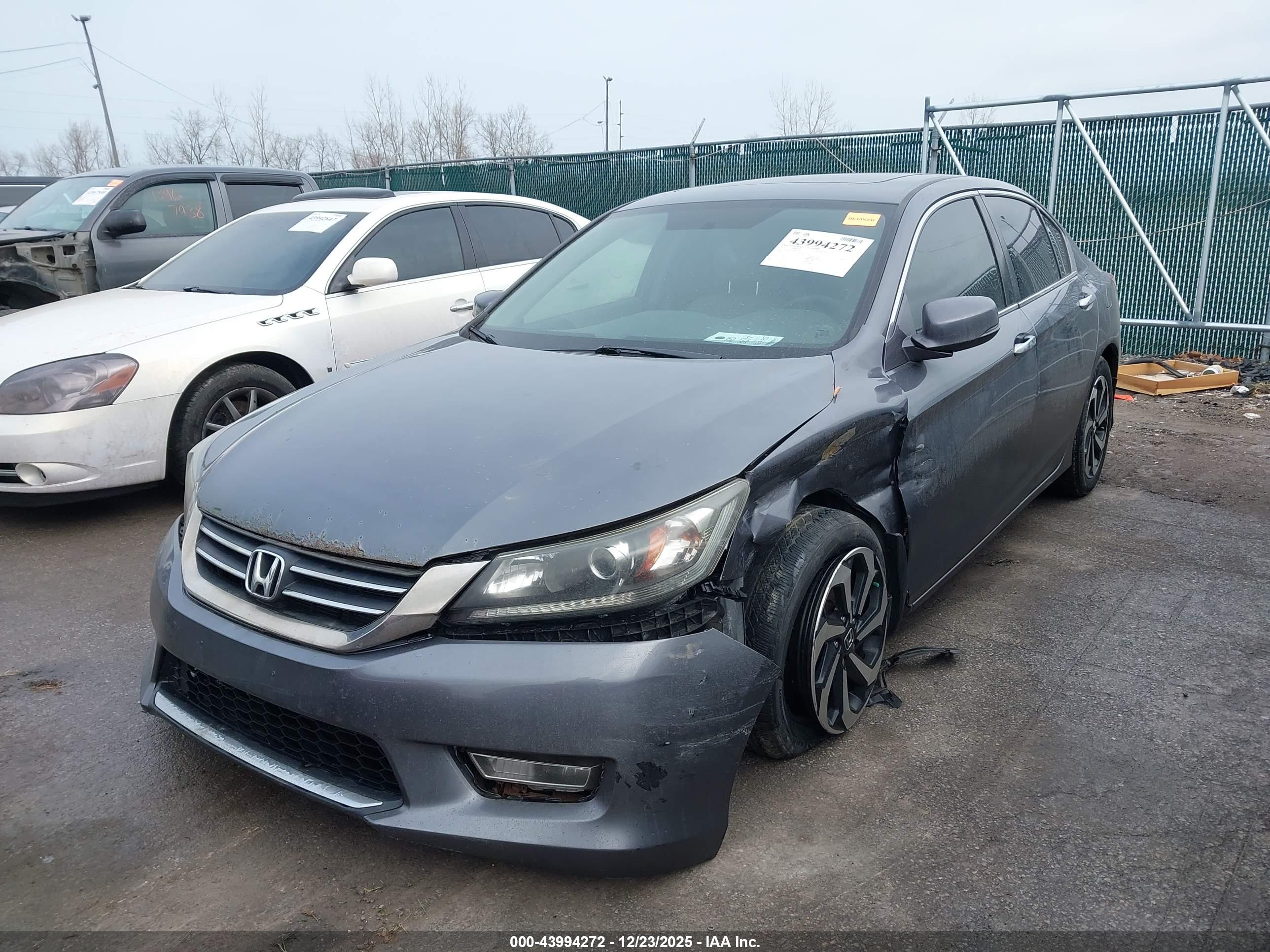 HONDA ACCORD image 2