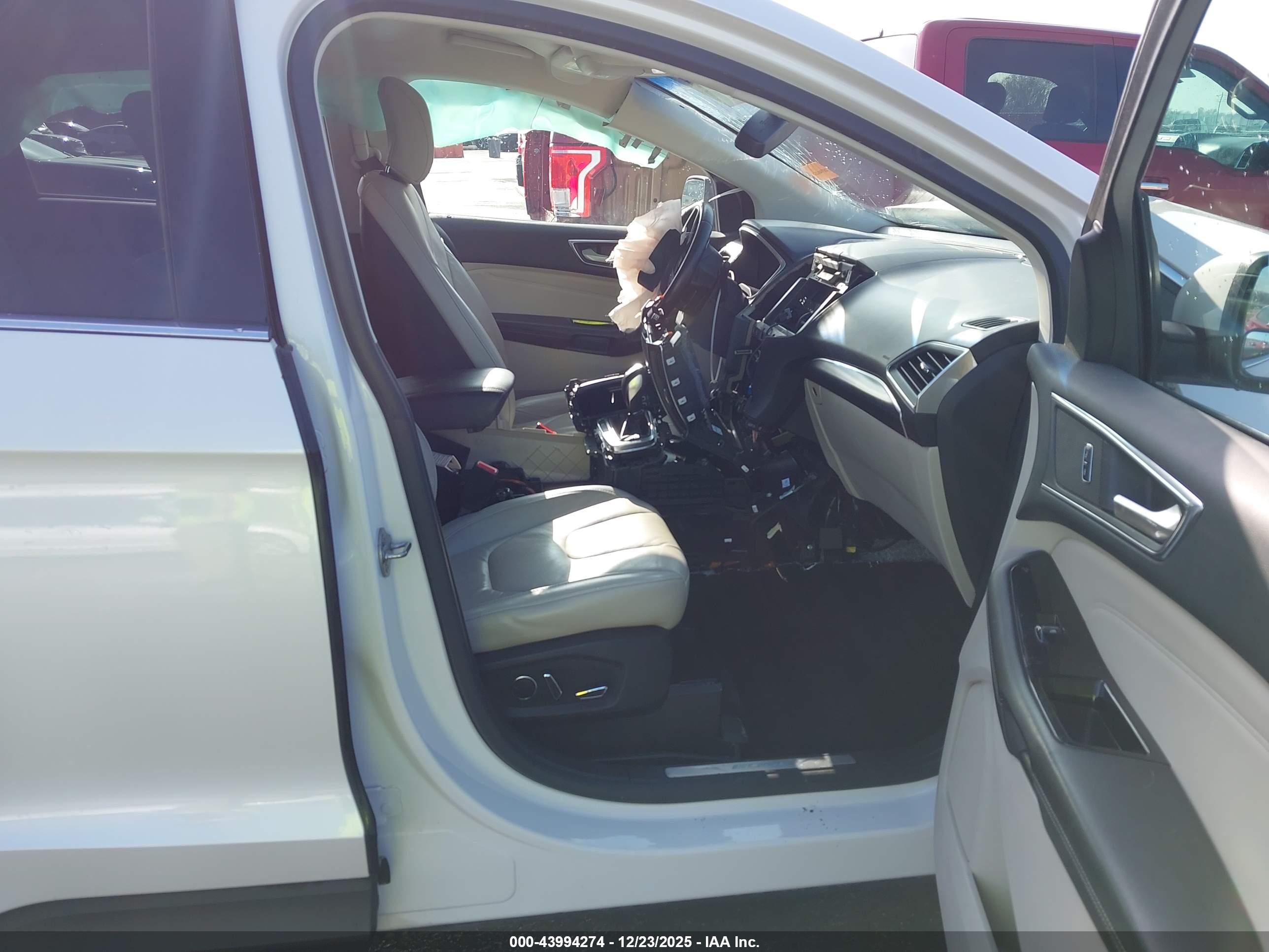 FORD EDGE image 5