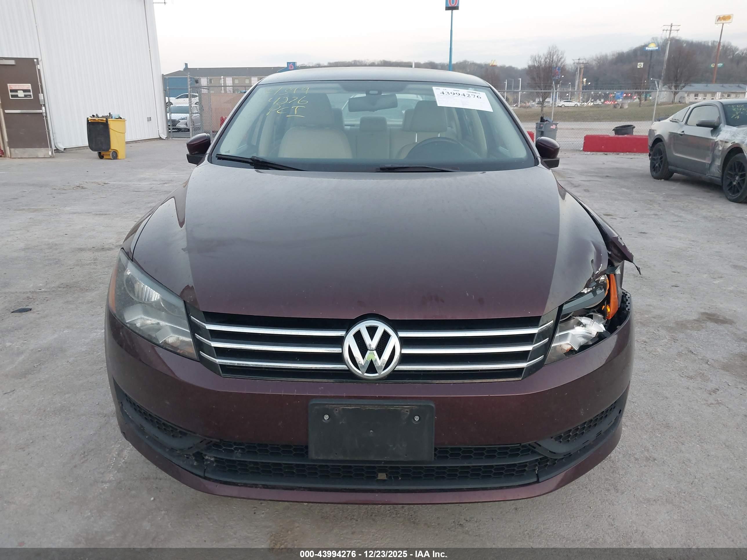VOLKSWAGEN PASSAT image 6