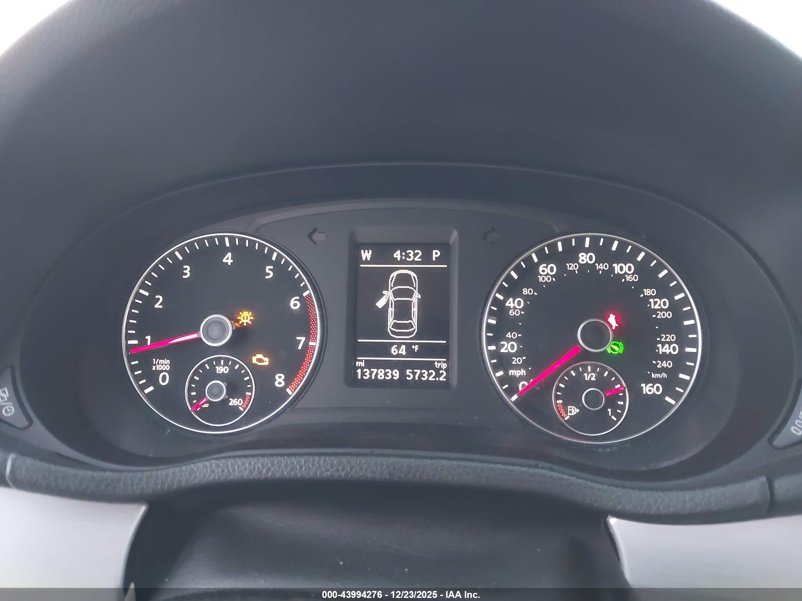 VOLKSWAGEN PASSAT image 7