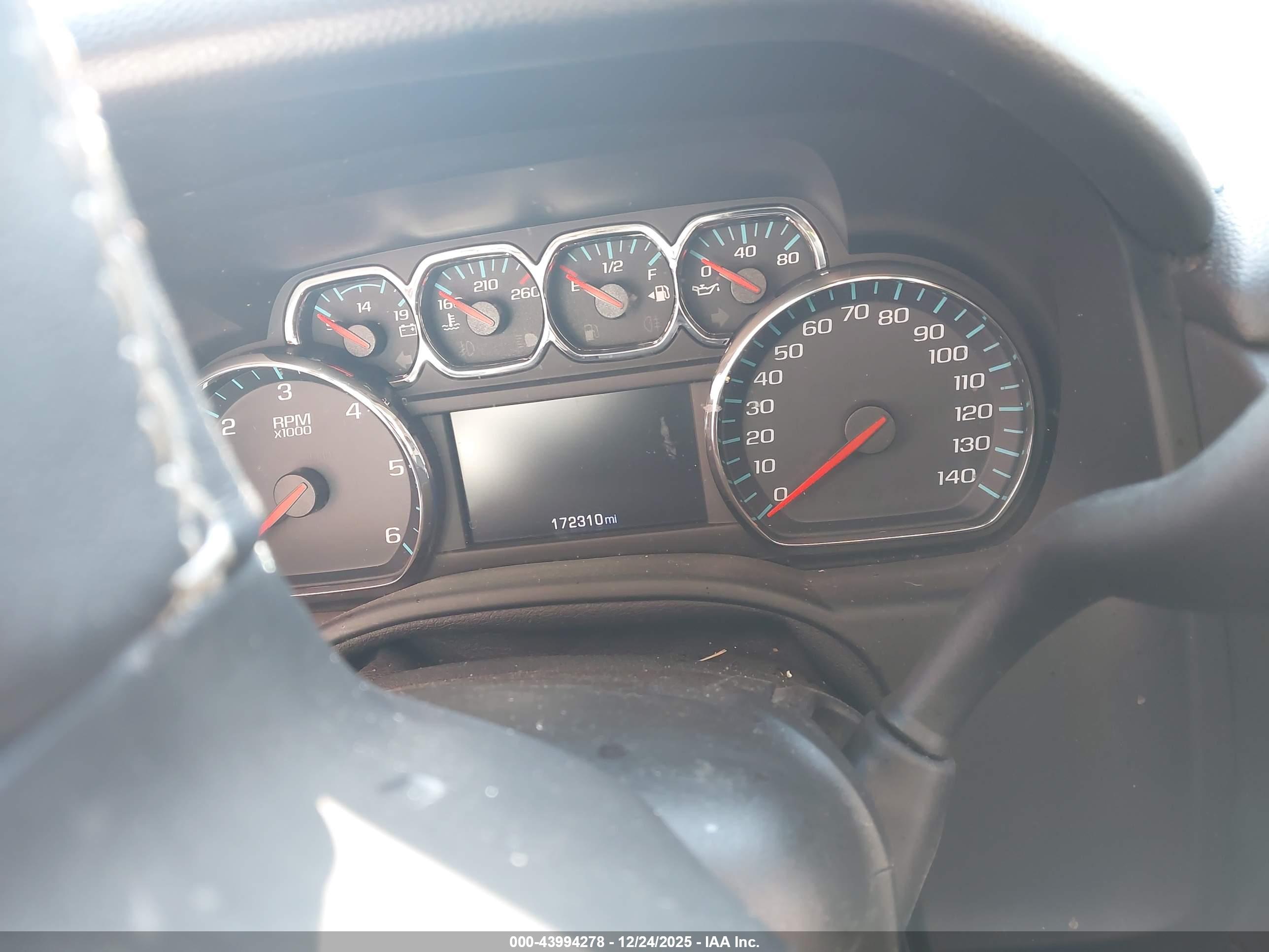 GMC YUKON image 7