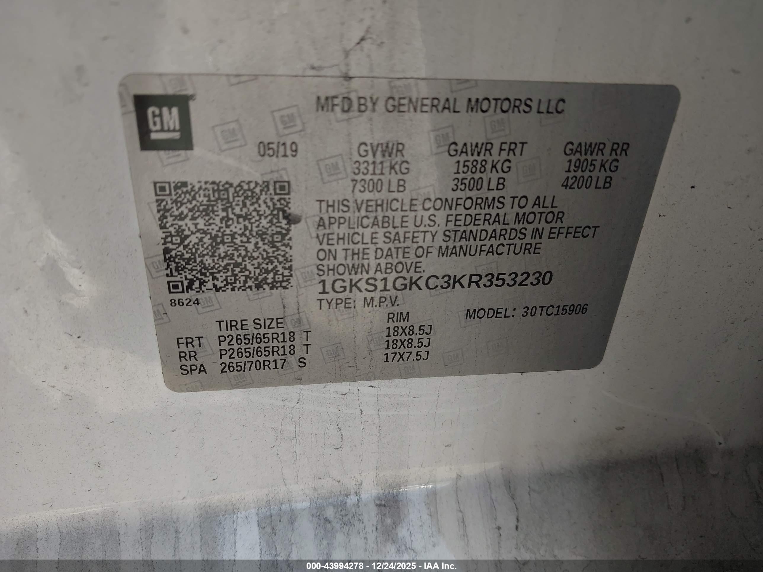 GMC YUKON image 9