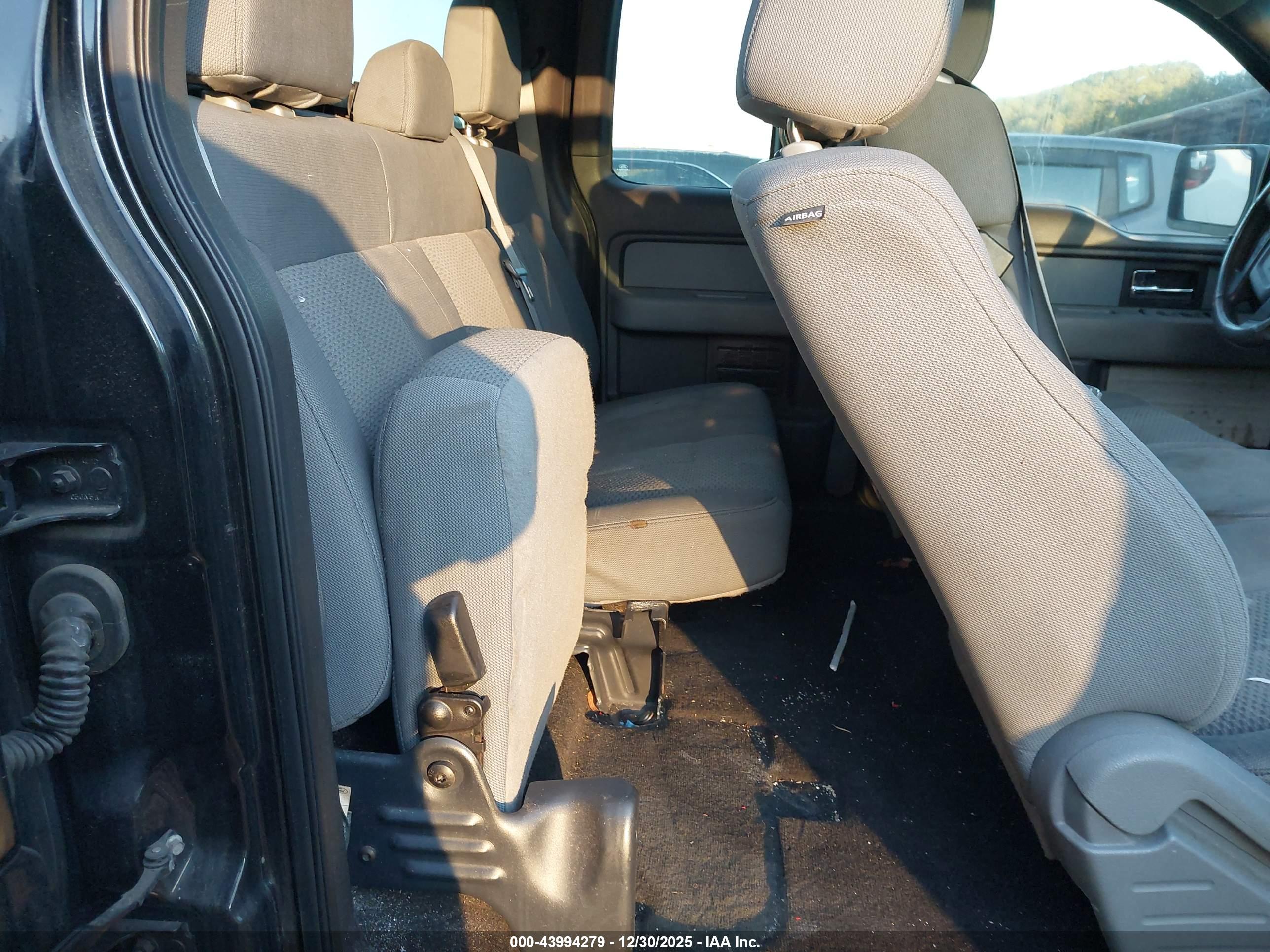 FORD F-150 image 8