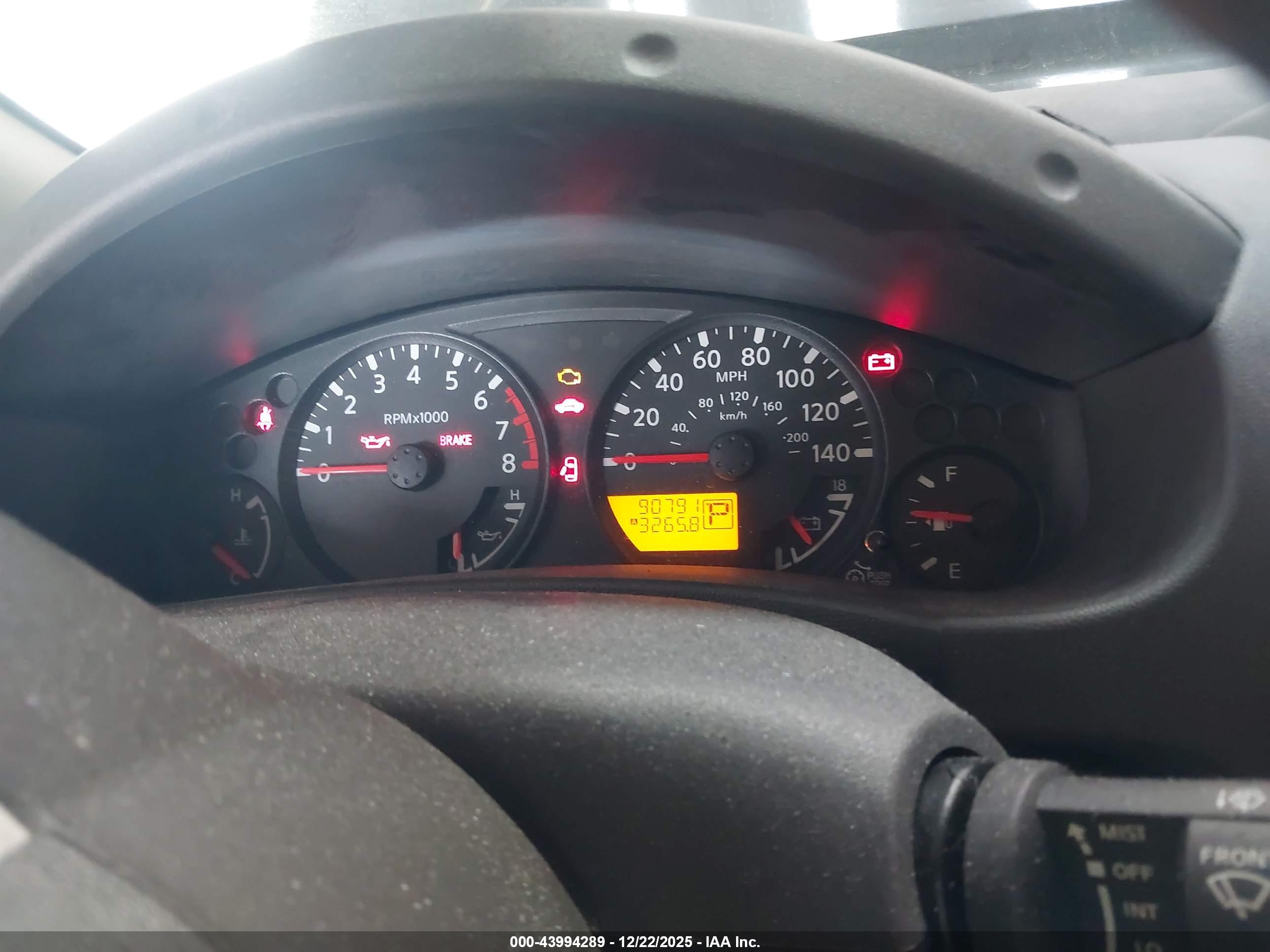 NISSAN FRONTIER image 7