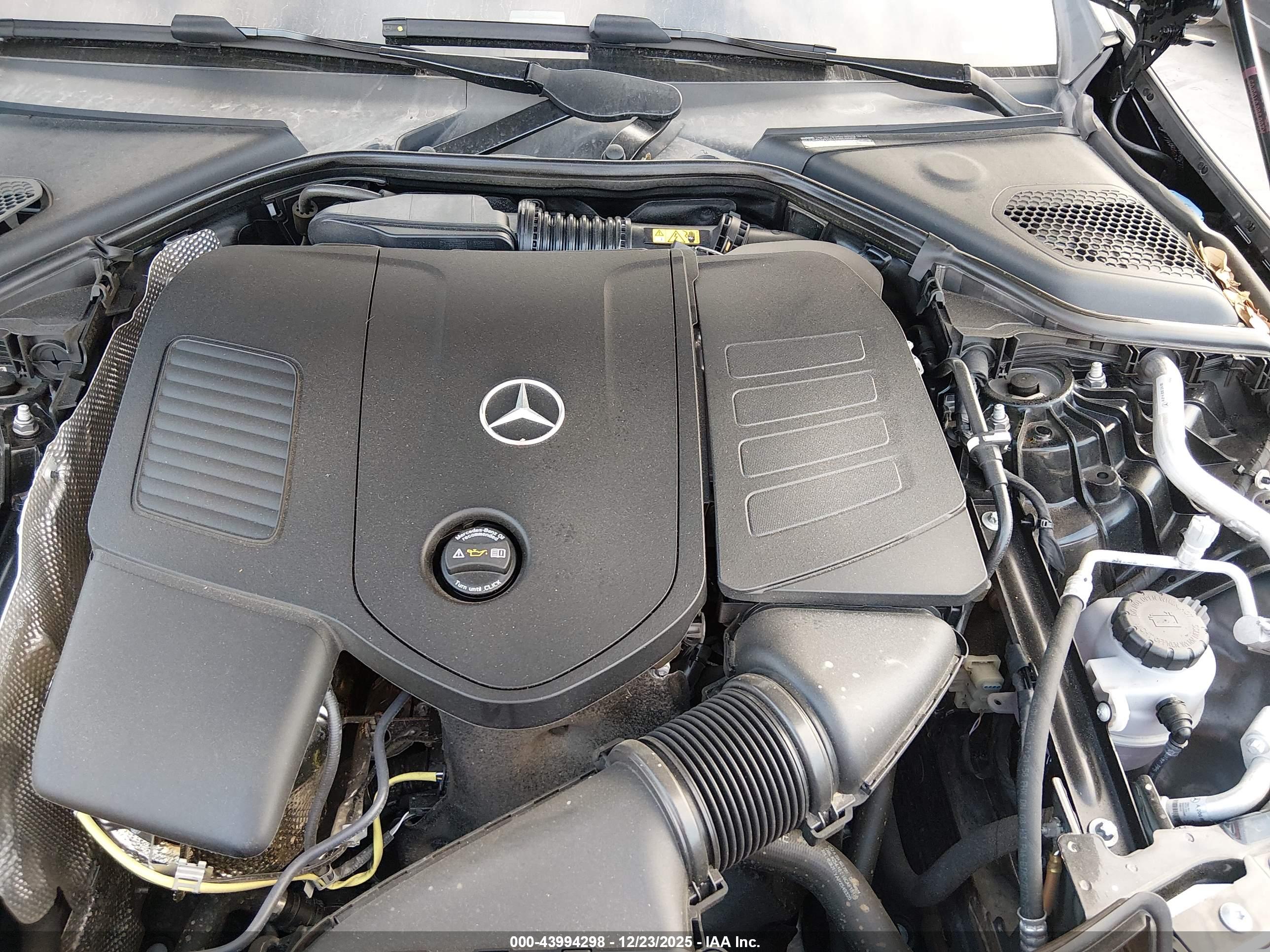 MERCEDES-BENZ E image 10