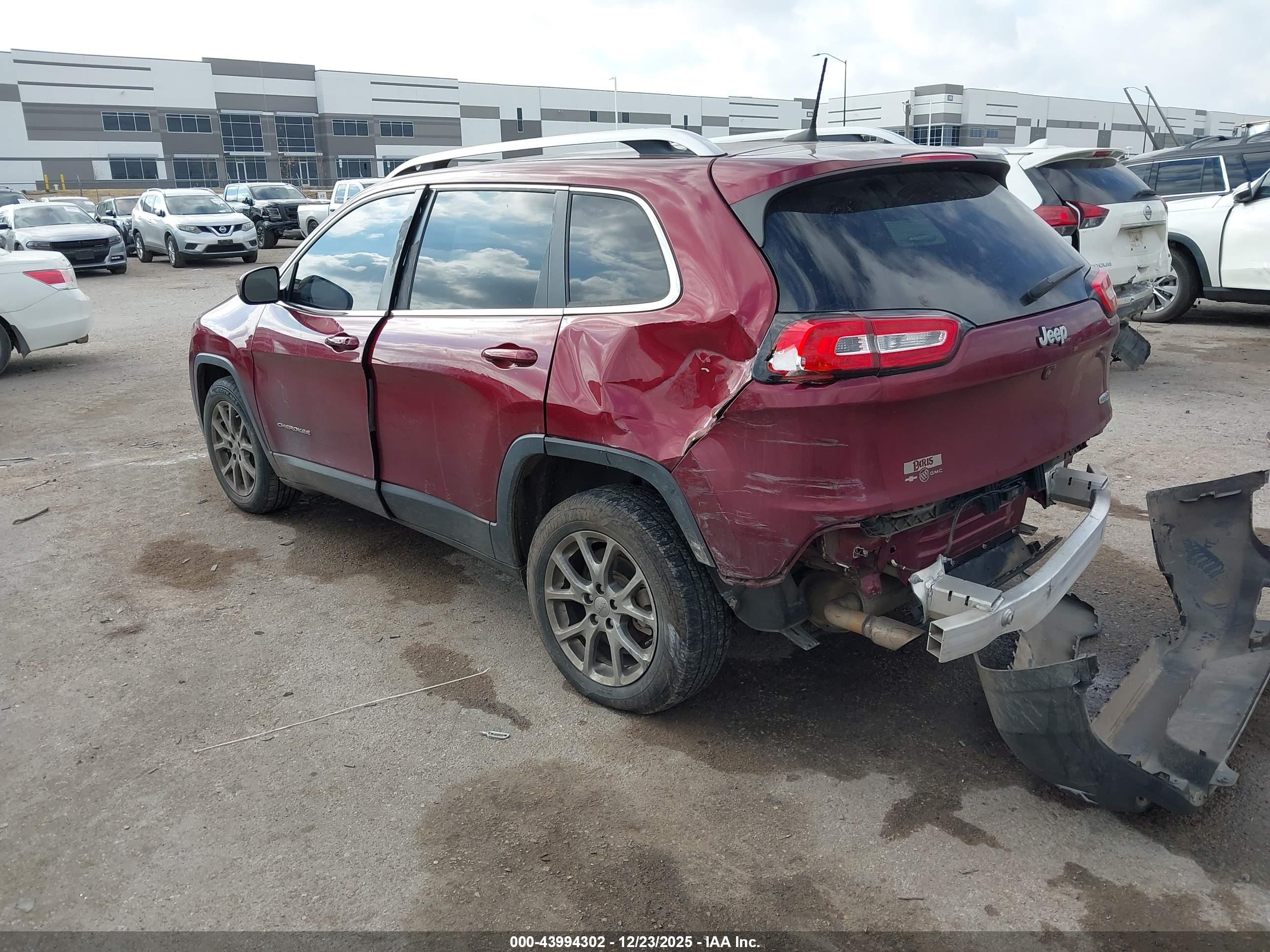JEEP CHEROKEE image 3