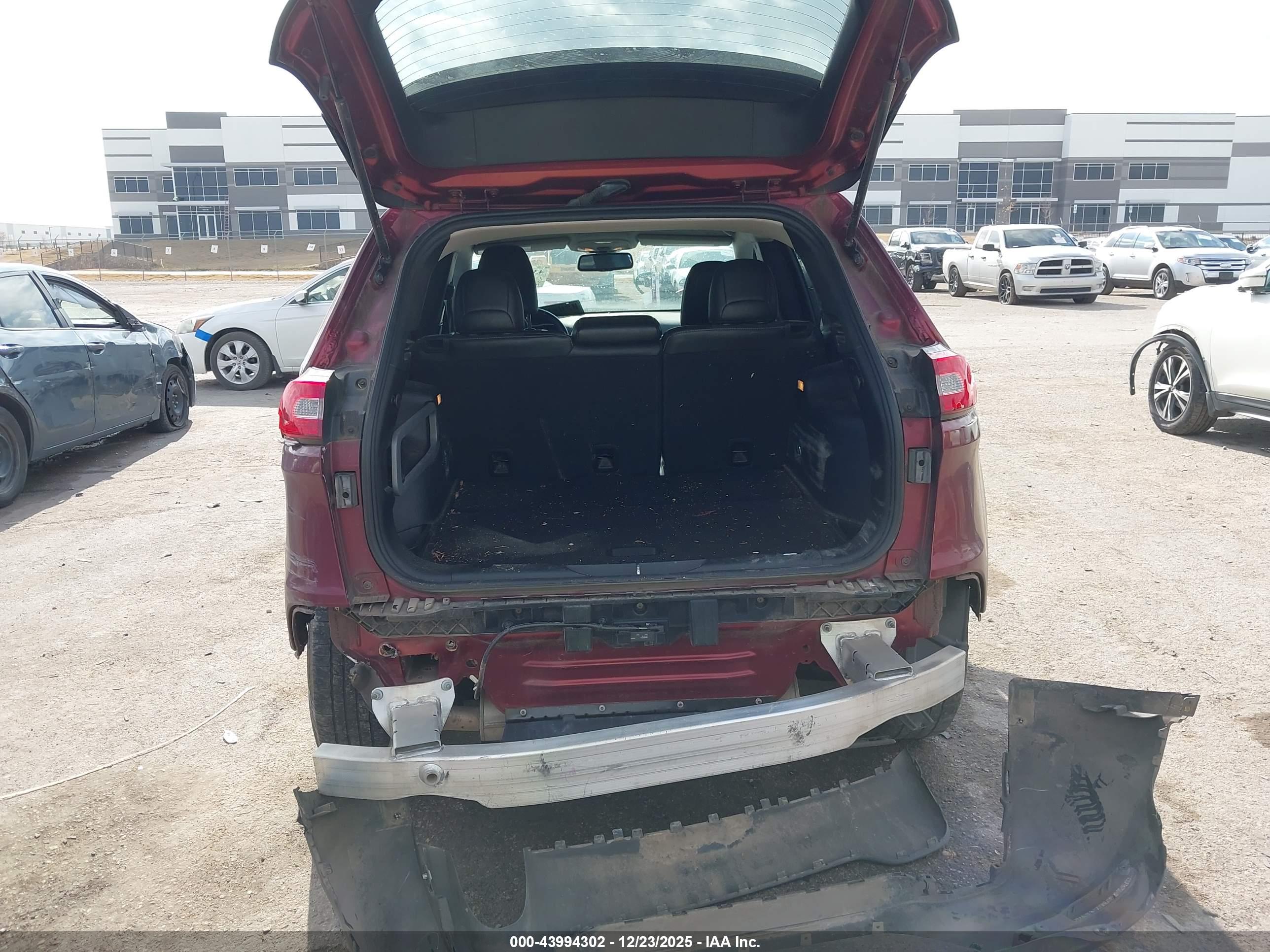 JEEP CHEROKEE image 6