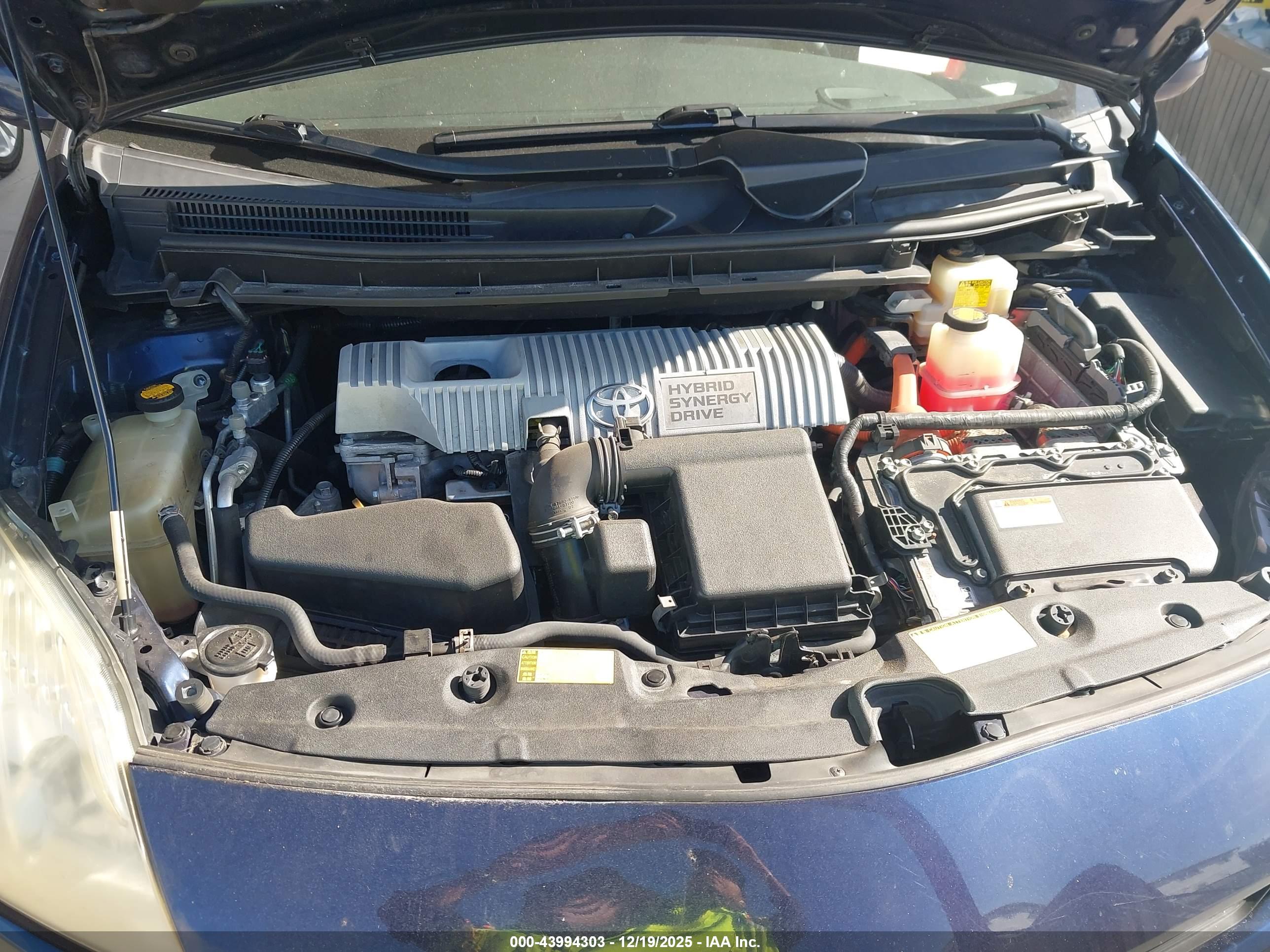 TOYOTA PRIUS image 10