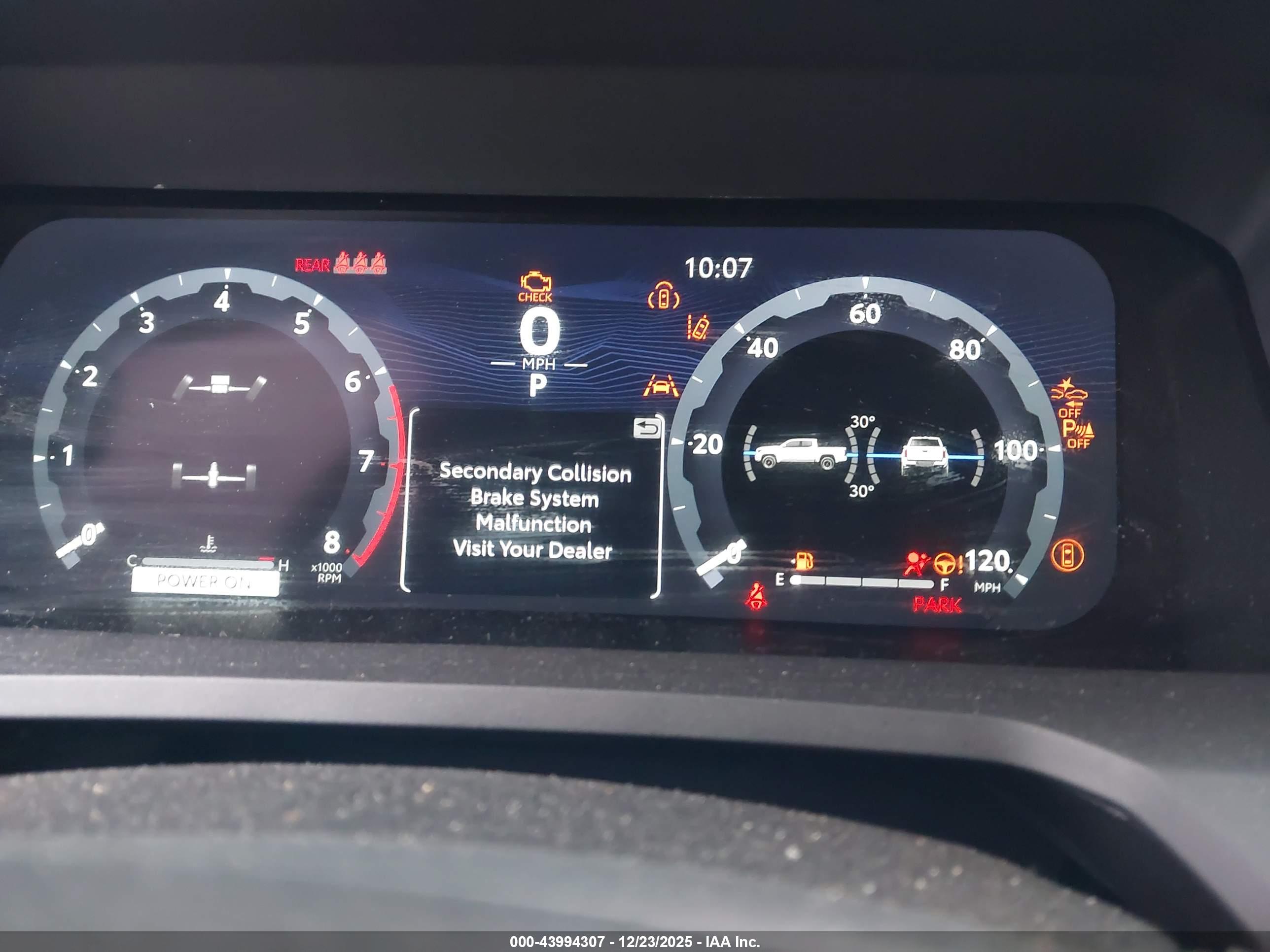 TOYOTA TACOMA image 7