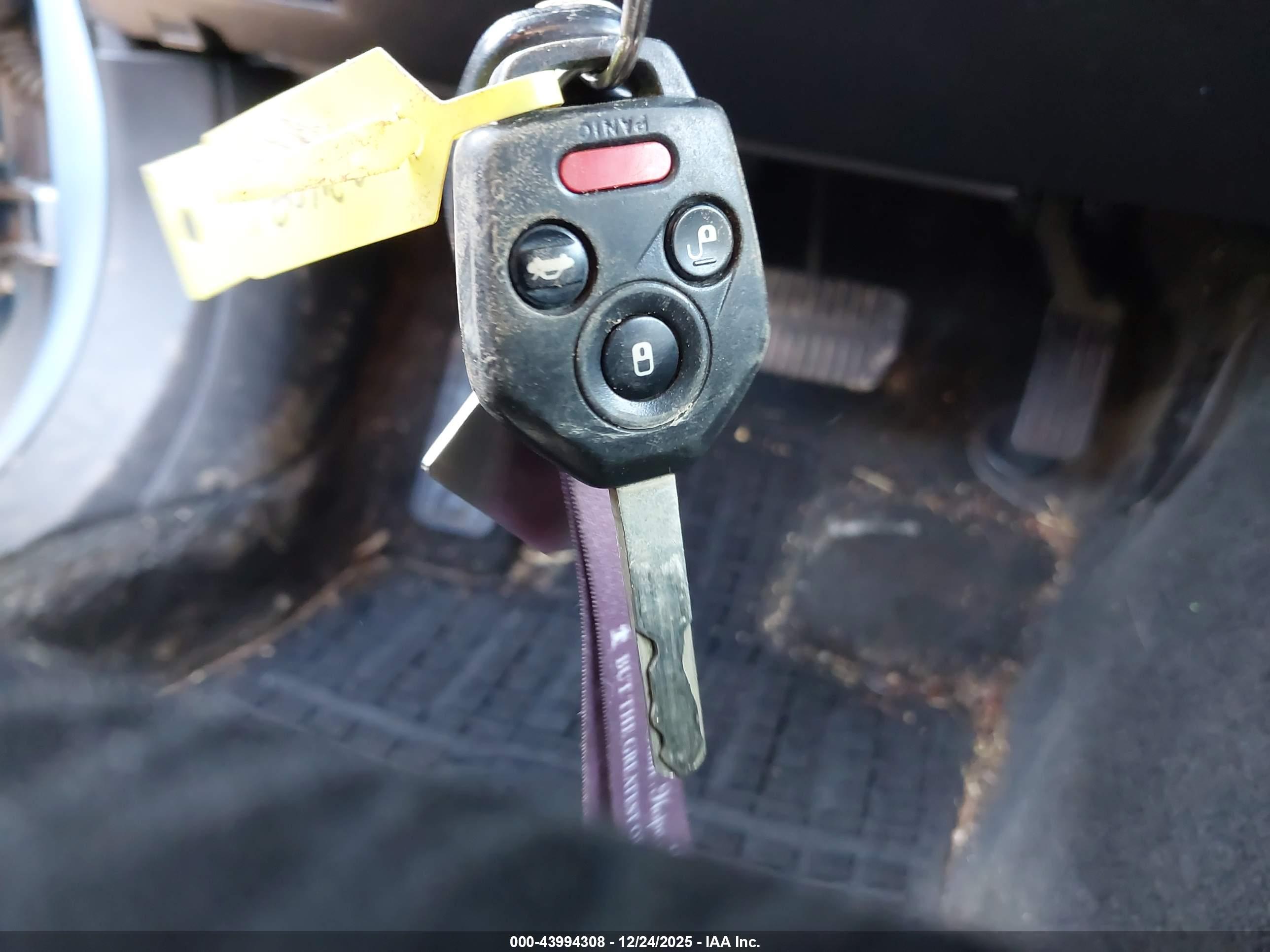 SUBARU OUTBACK image 11