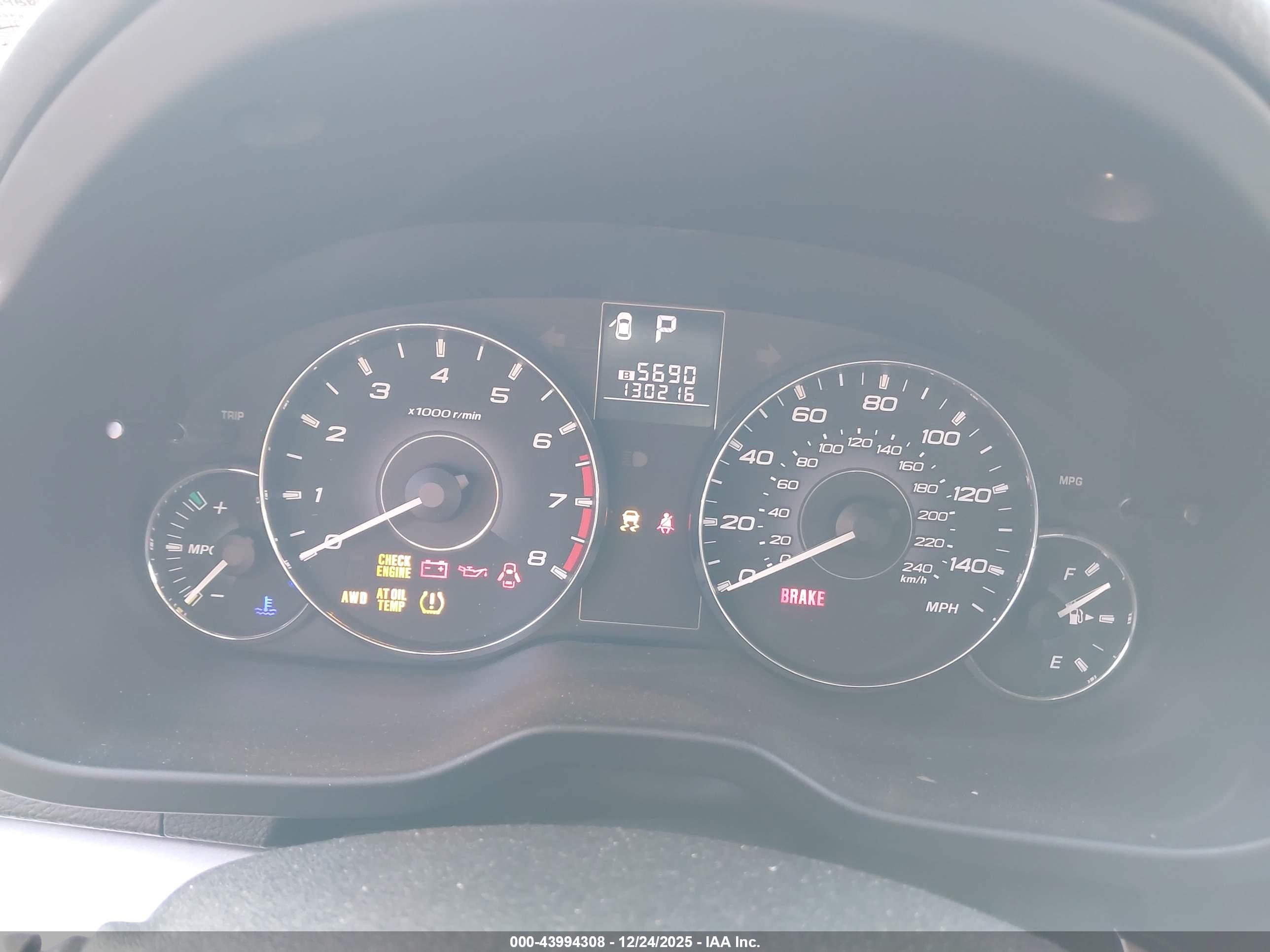 SUBARU OUTBACK image 7