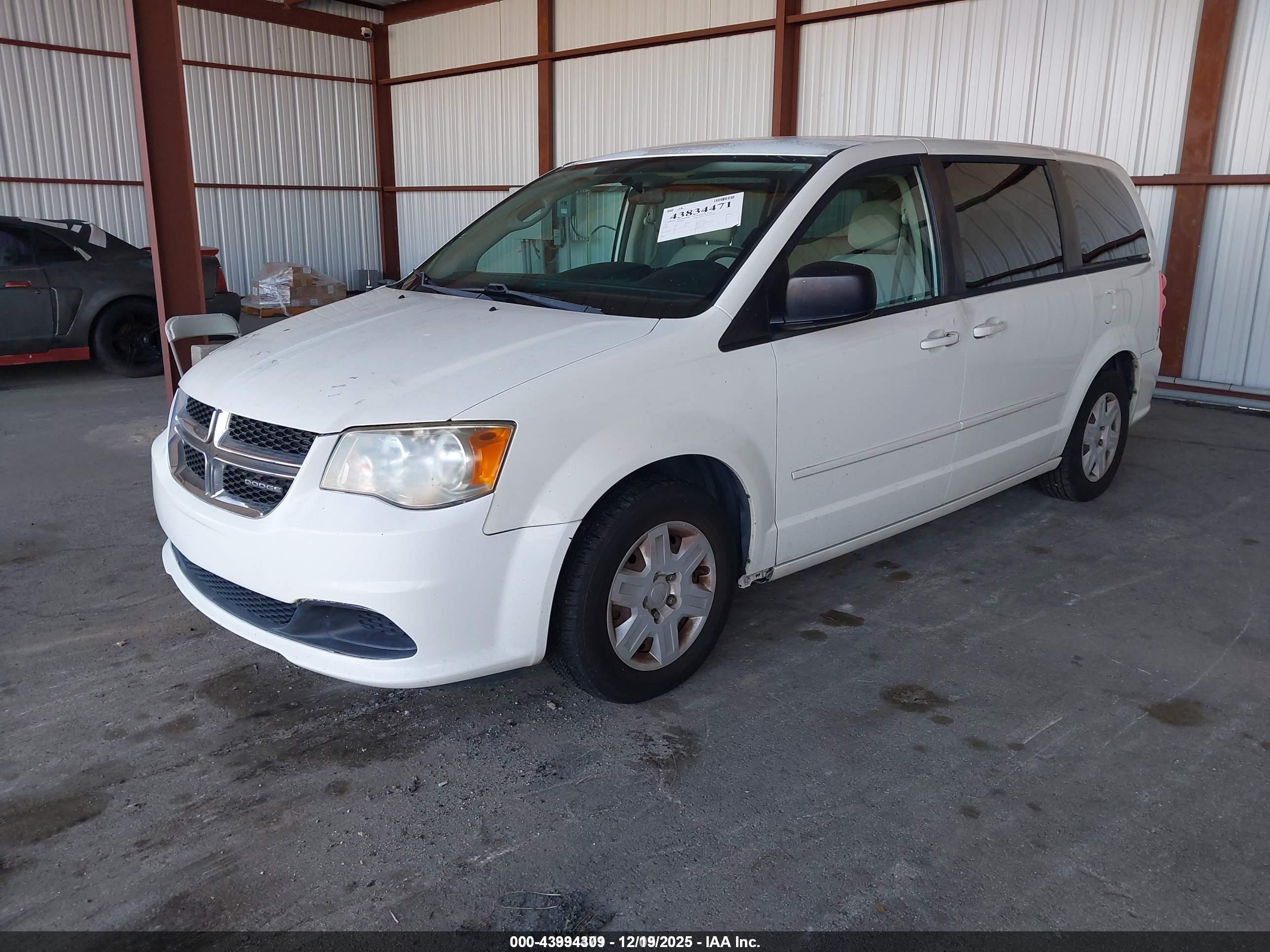 DODGE GRAND image 2