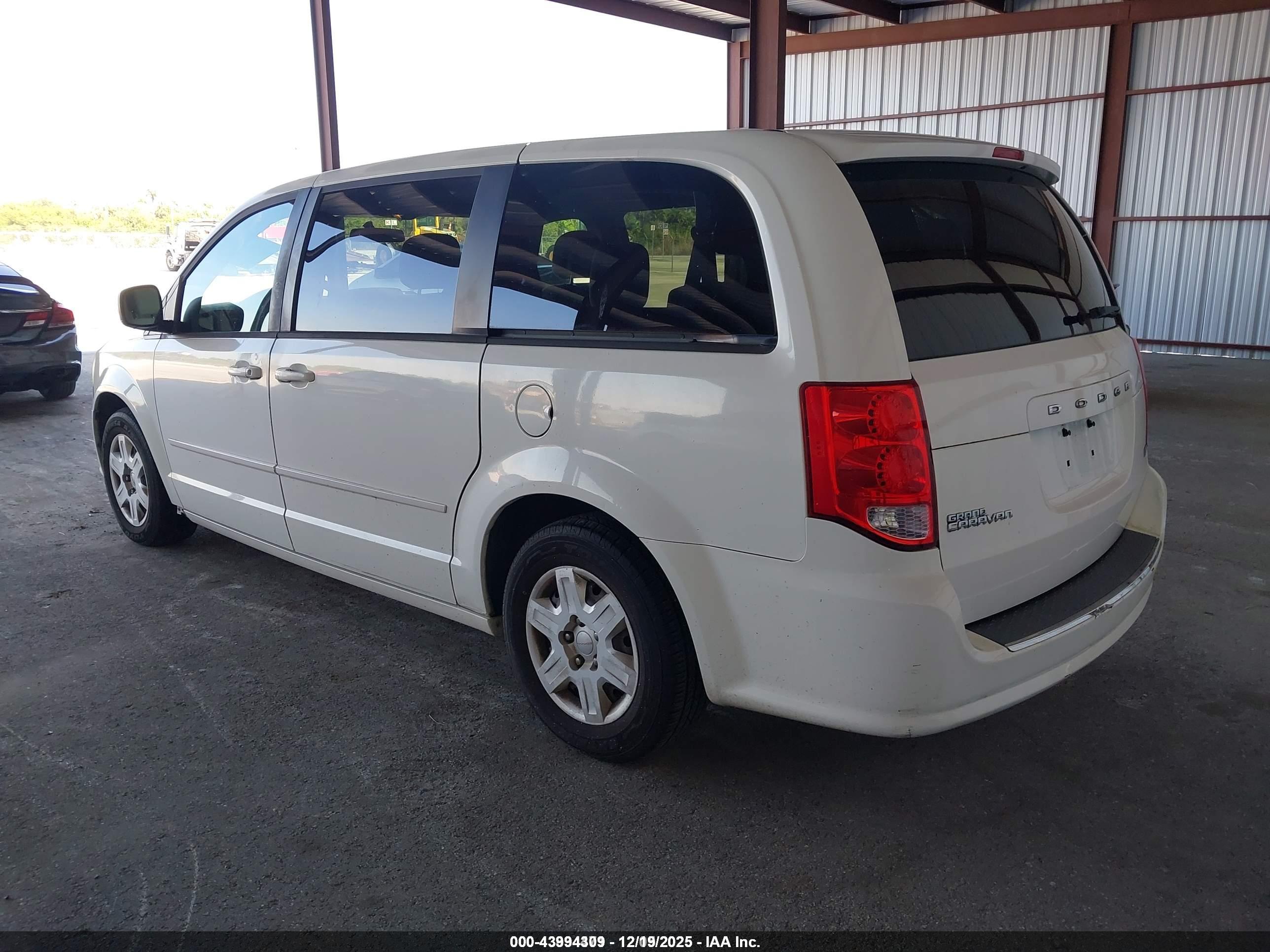 DODGE GRAND image 3