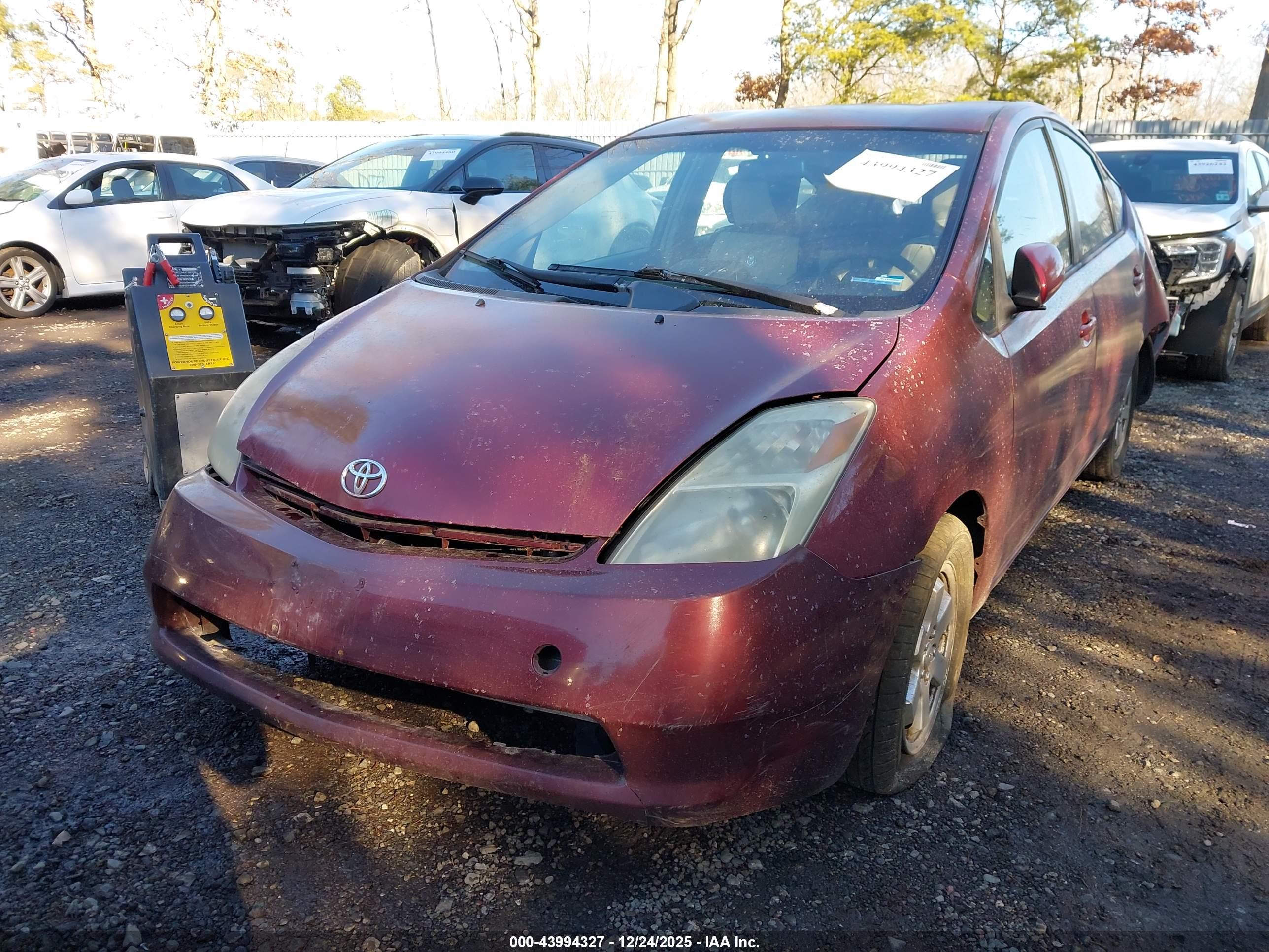 TOYOTA PRIUS image 2