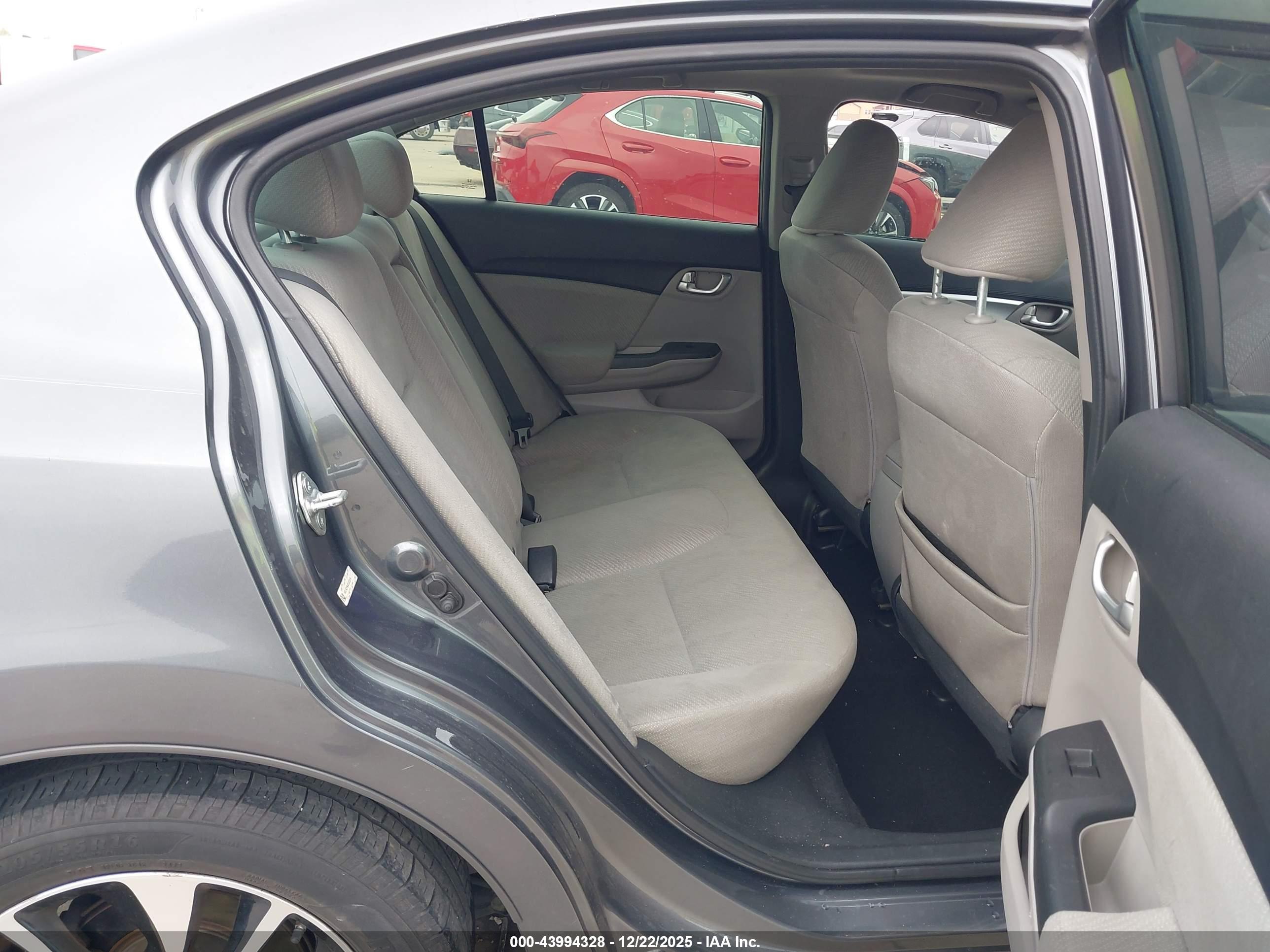HONDA CIVIC image 8