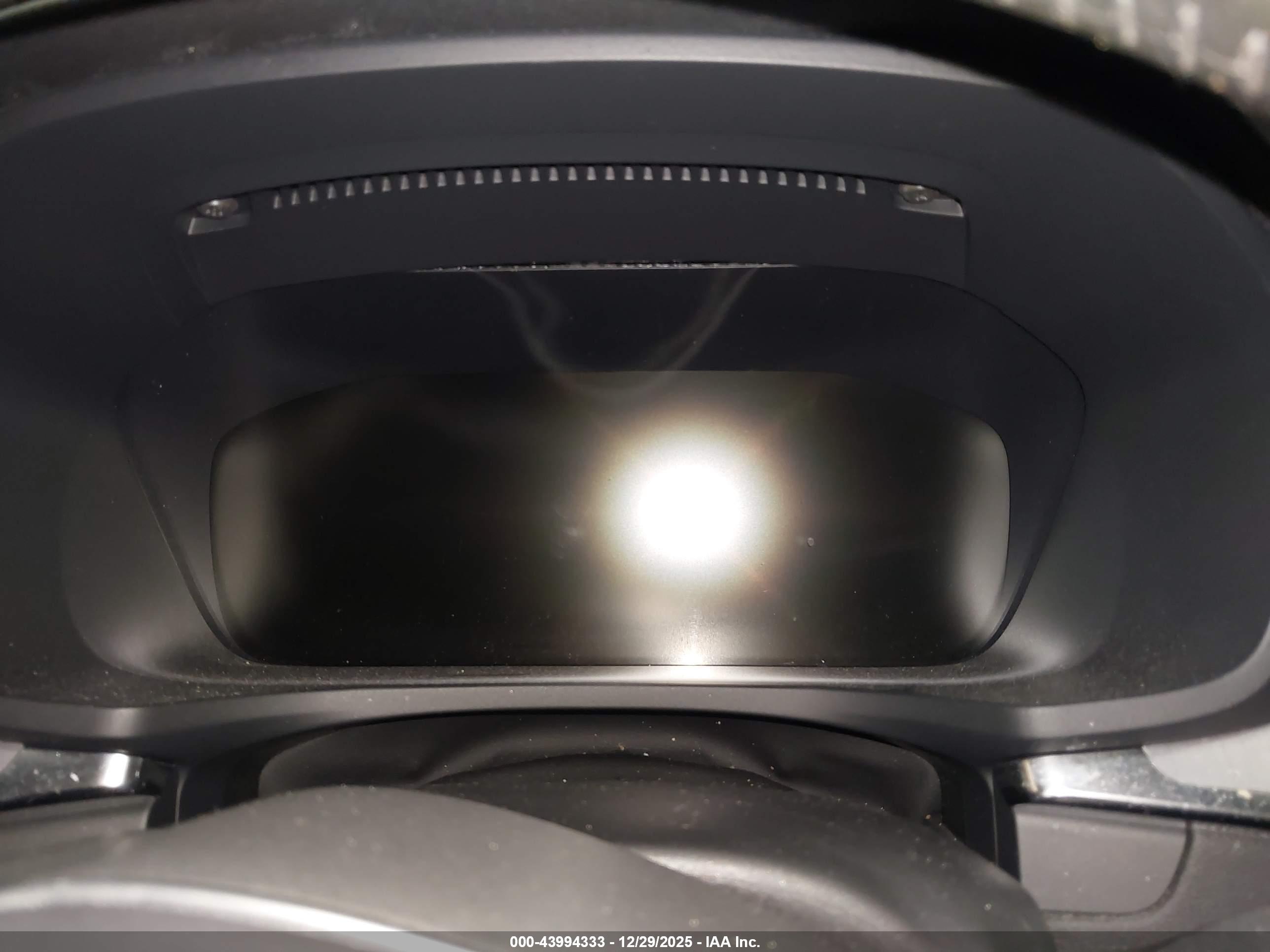 VOLVO S60 image 7