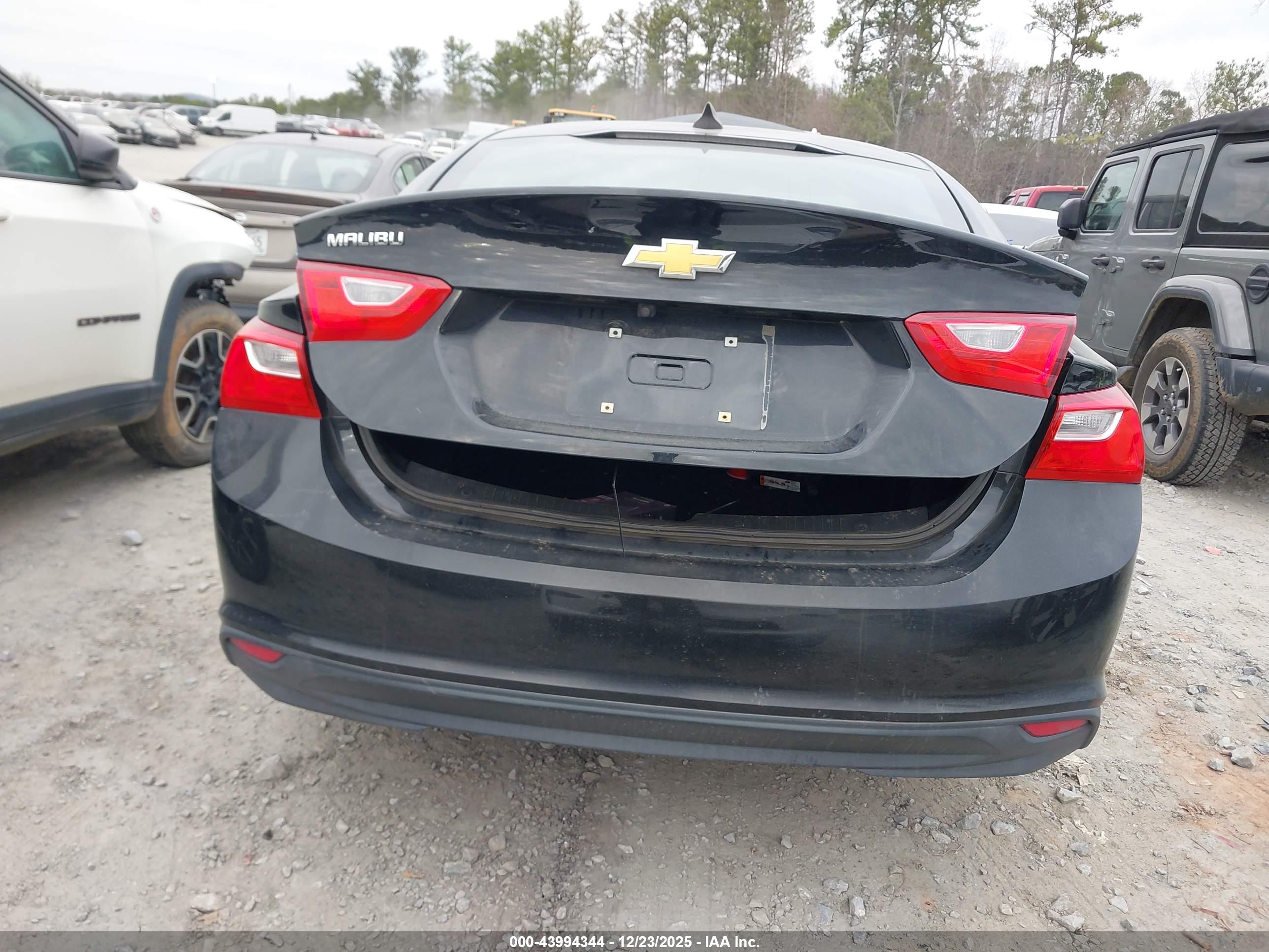 CHEVROLET MALIBU image 6