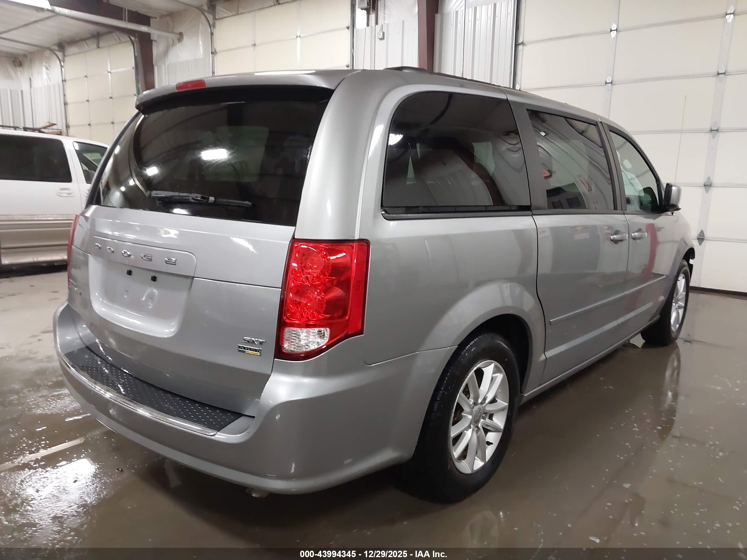DODGE GRAND image 4